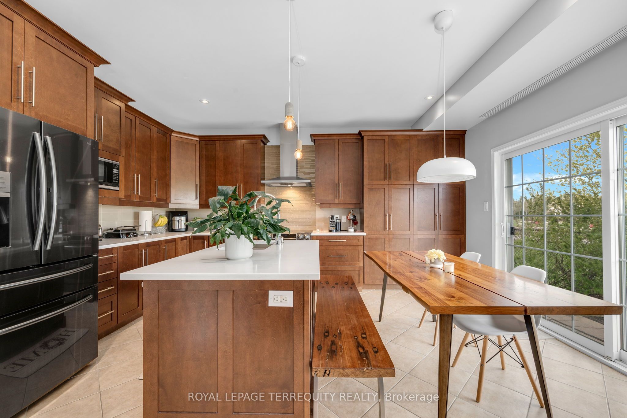 433 Callisto Way Property Photo 13
