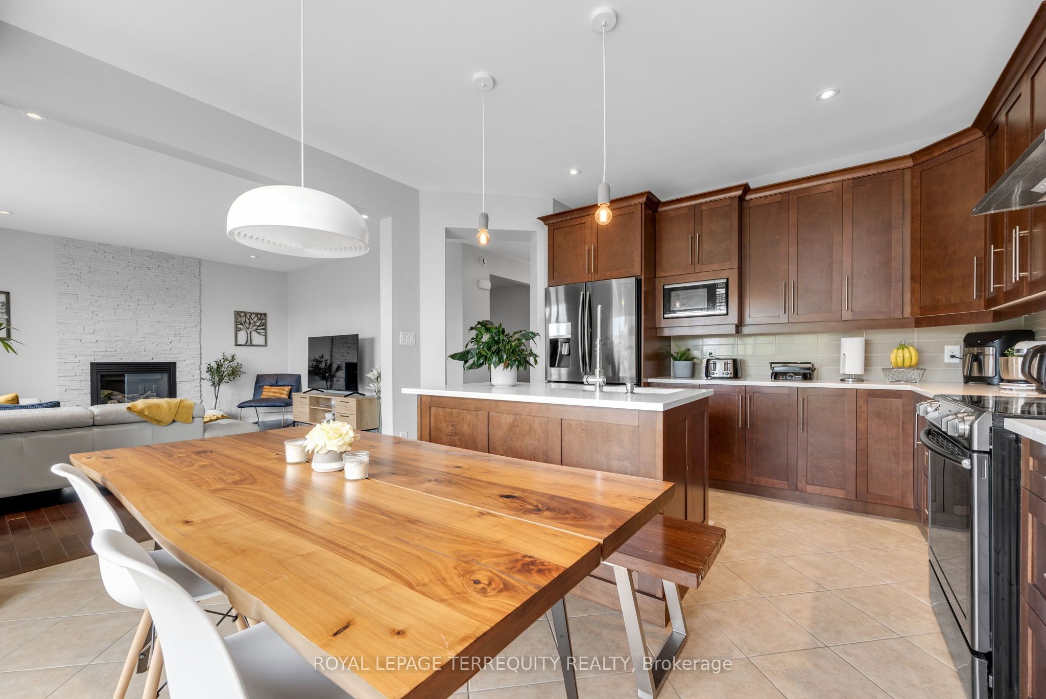 433 Callisto Way Property Photo 16