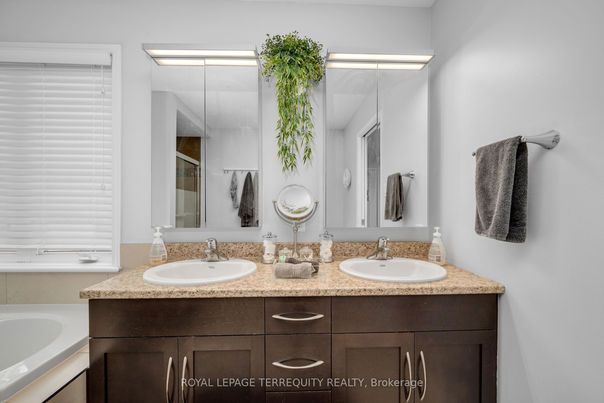 433 Callisto Way Property Photo 24