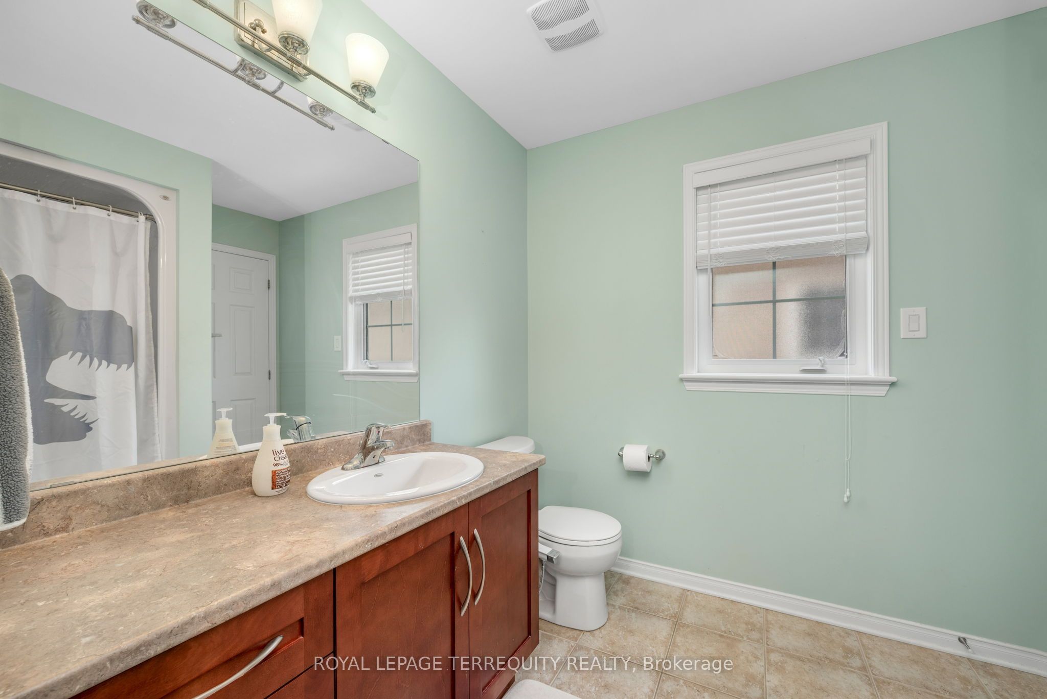 433 Callisto Way Property Photo 32