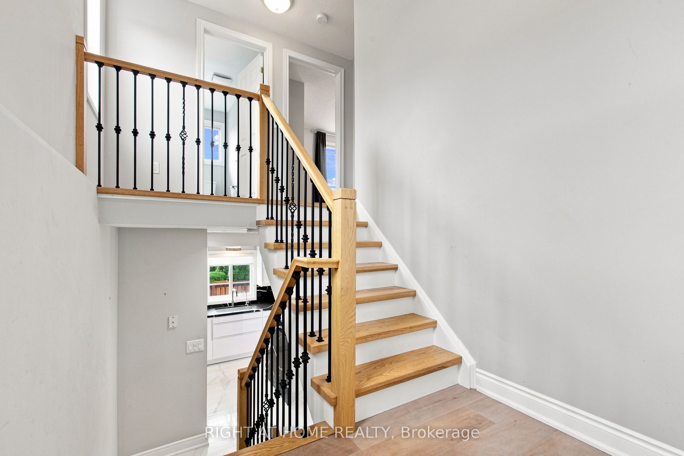 187 Clairfields Drive E Property Photo 15
