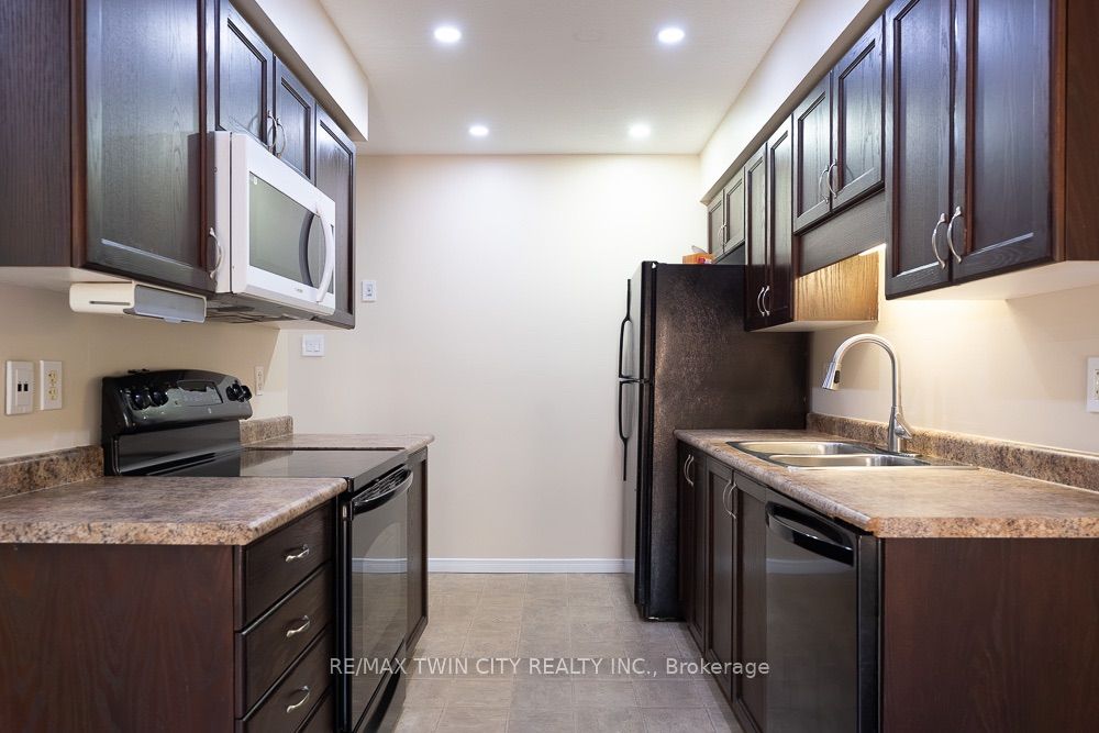 20 David Bergey Drive A8 Property Photo 14