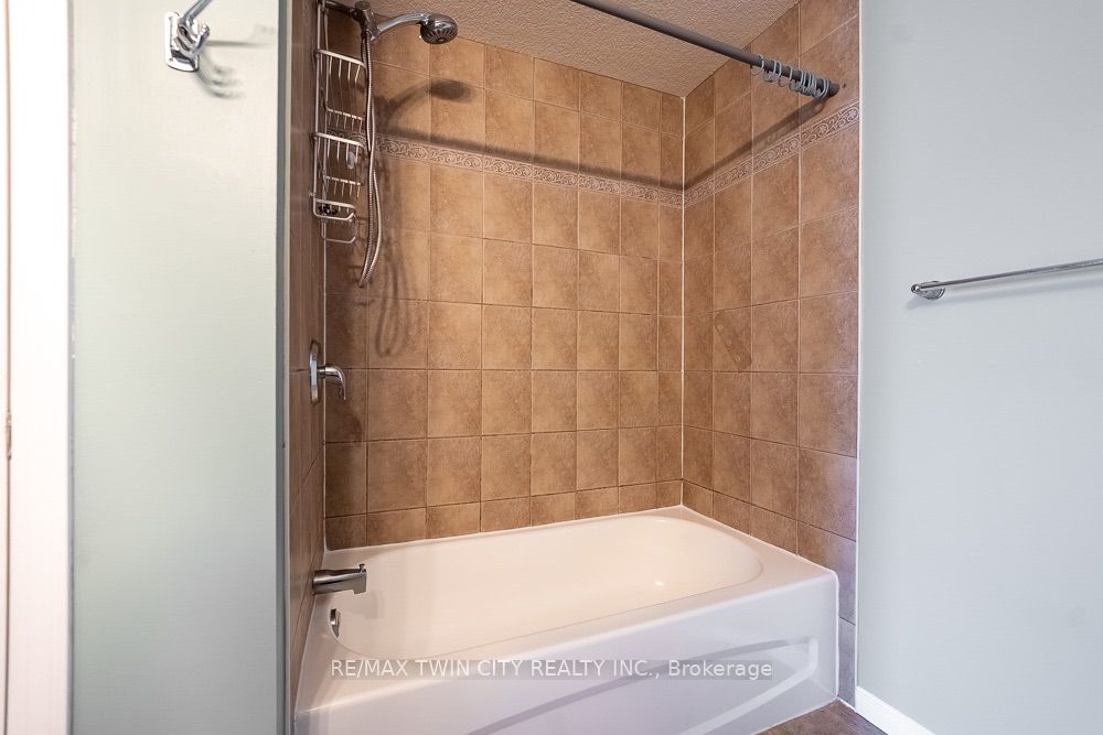 20 David Bergey Drive A8 Property Photo 18