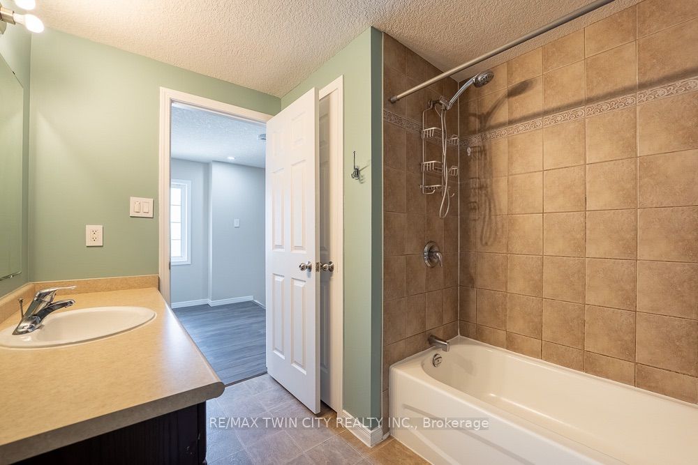 20 David Bergey Drive A8 Property Photo 19