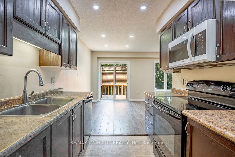 20 David Bergey Drive A8 Property Photo 31