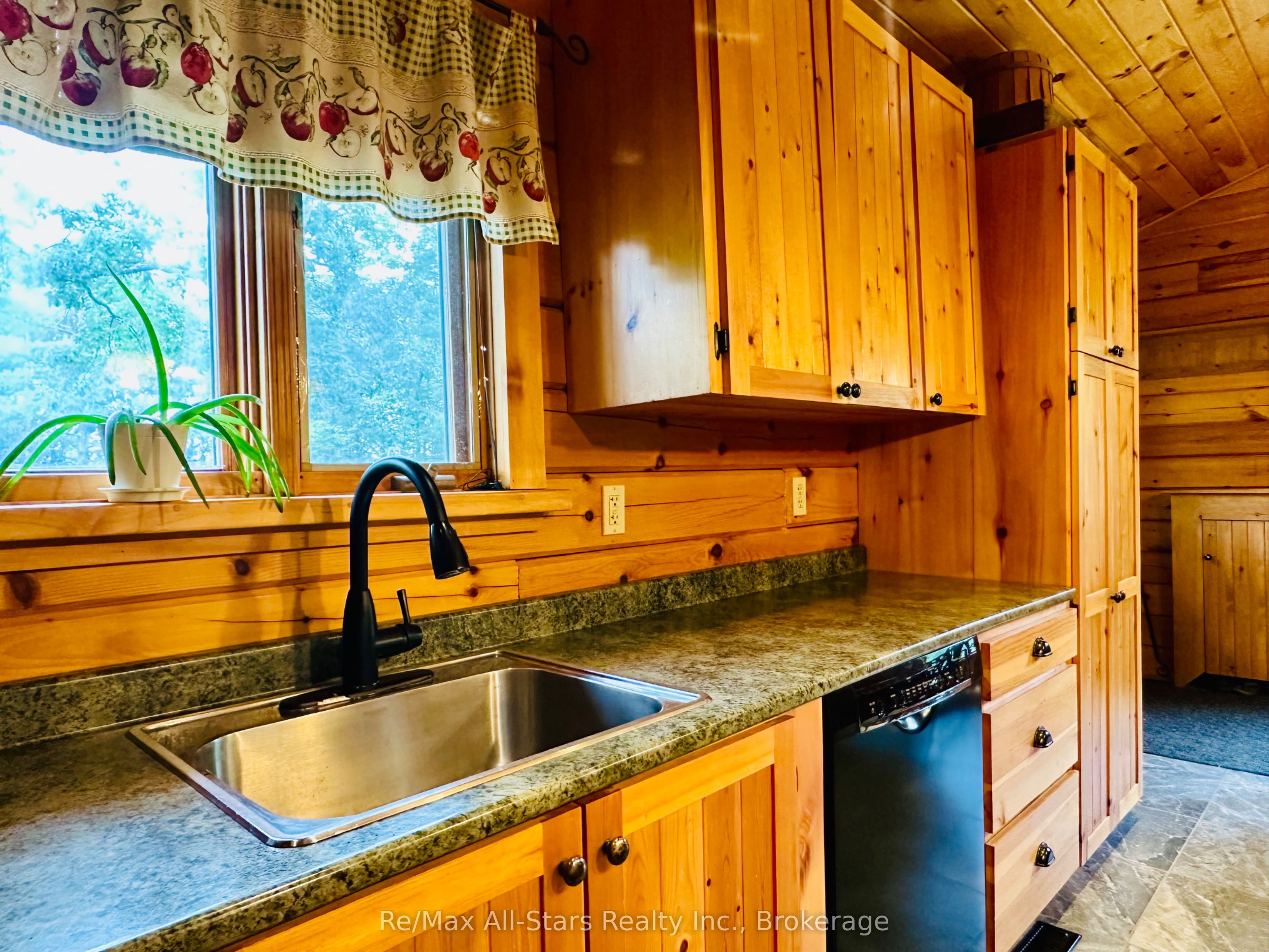 7140 Highway 28 Property Photo 9