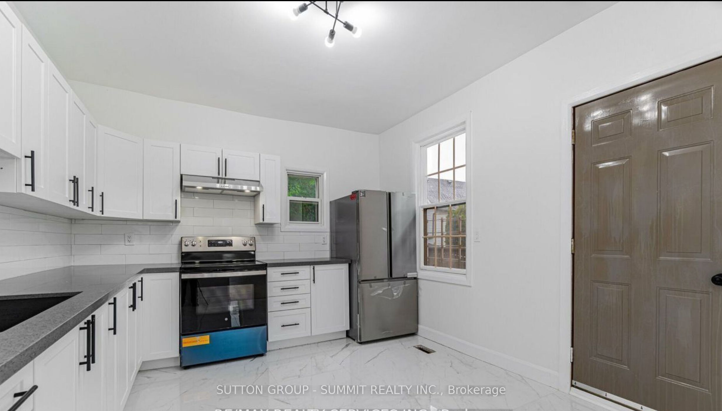 439 Ferguson Avenue N Property Photo 12