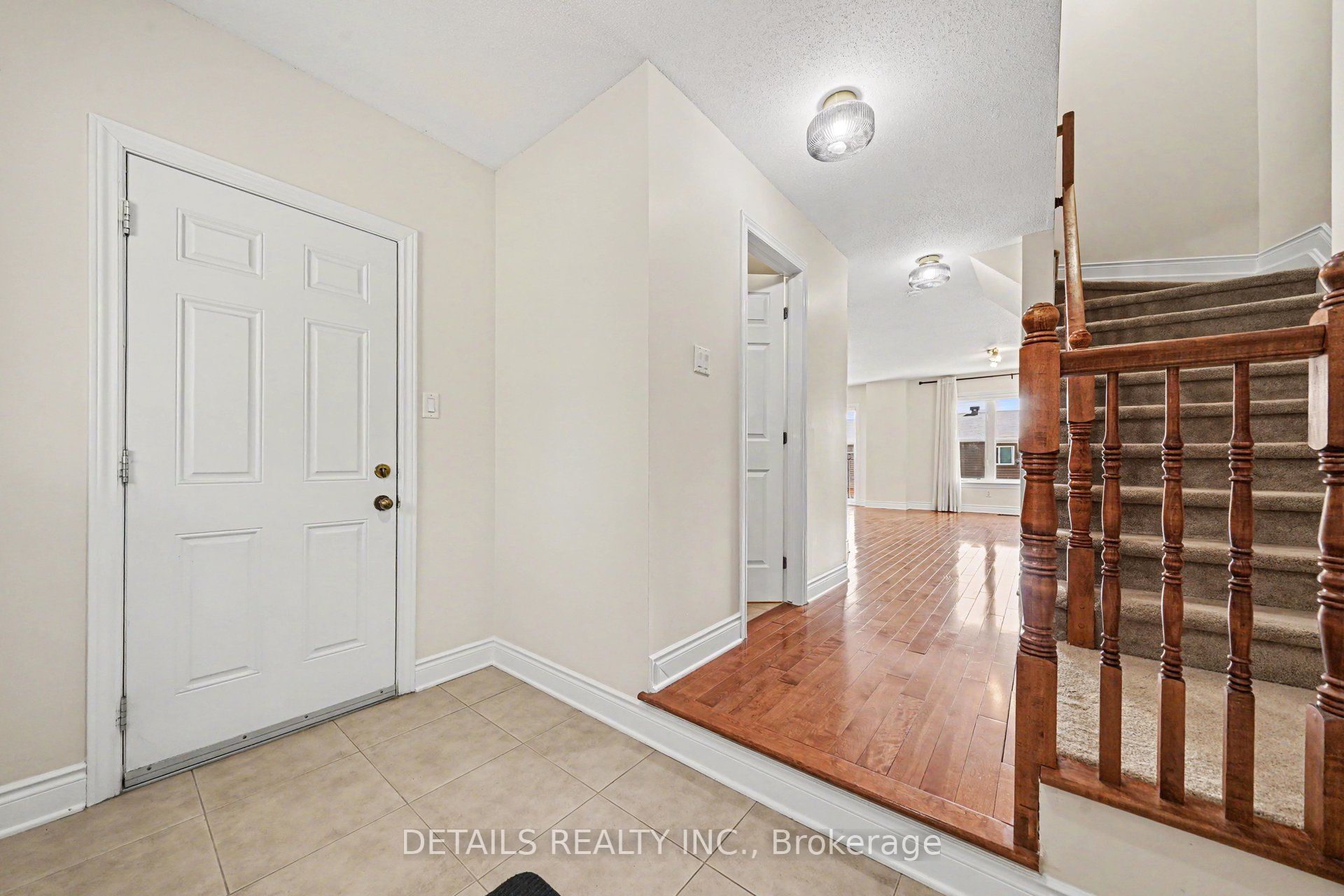 261 Parkin Circle Property Photo 2