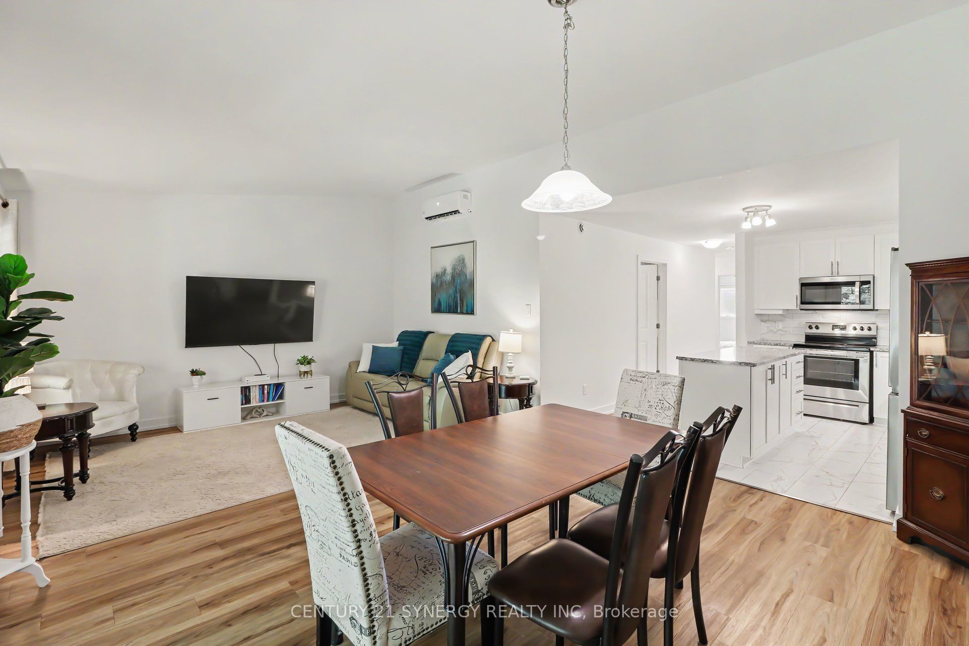 99 St-moritz Terrace 406 Property Photo 10