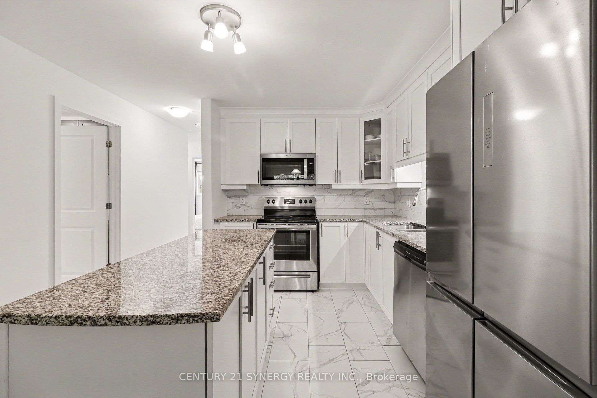 99 St-moritz Terrace 406 Property Photo 12