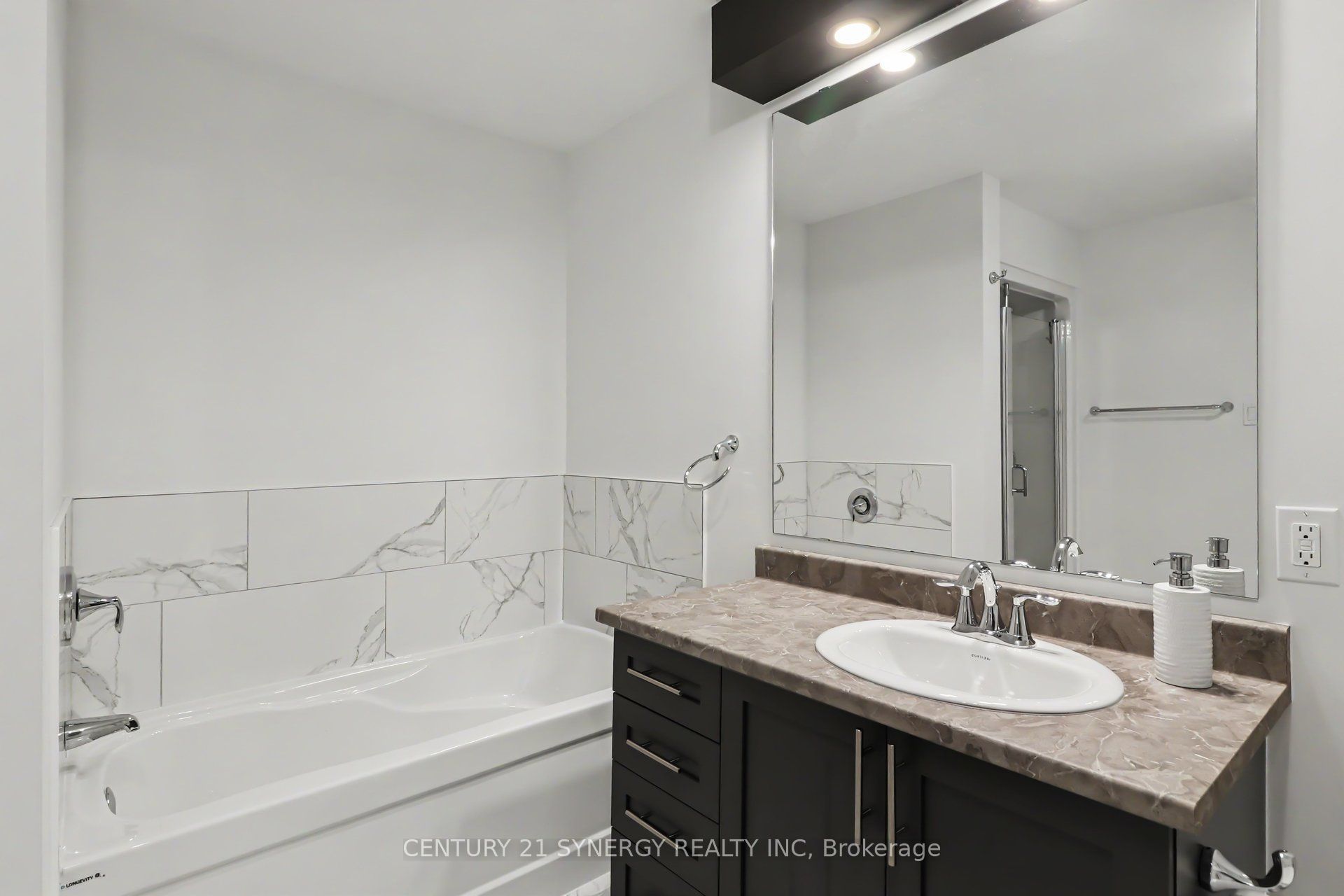 99 St-moritz Terrace 406 Property Photo 20