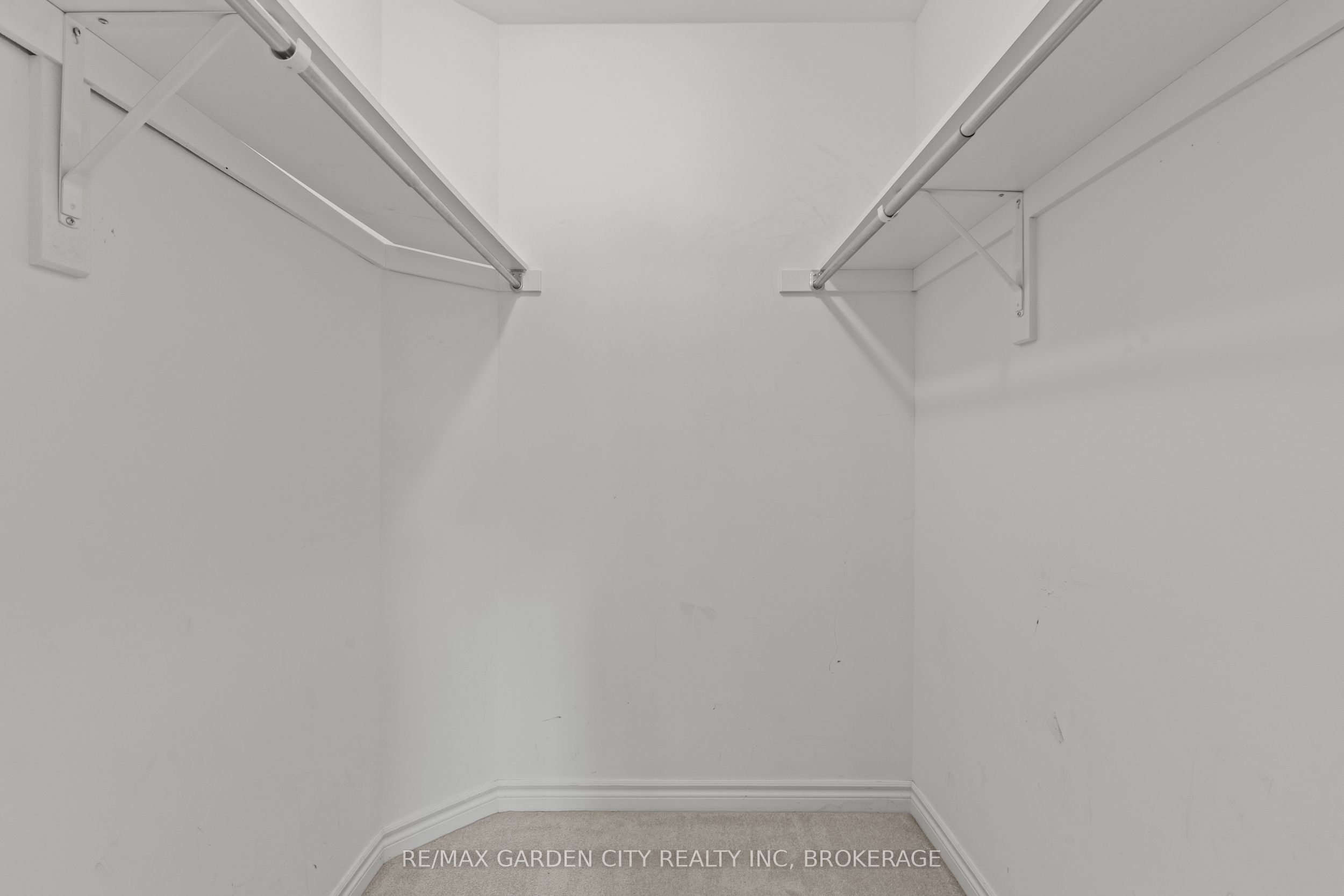 182 Broadway Lane 8 Property Photo 15