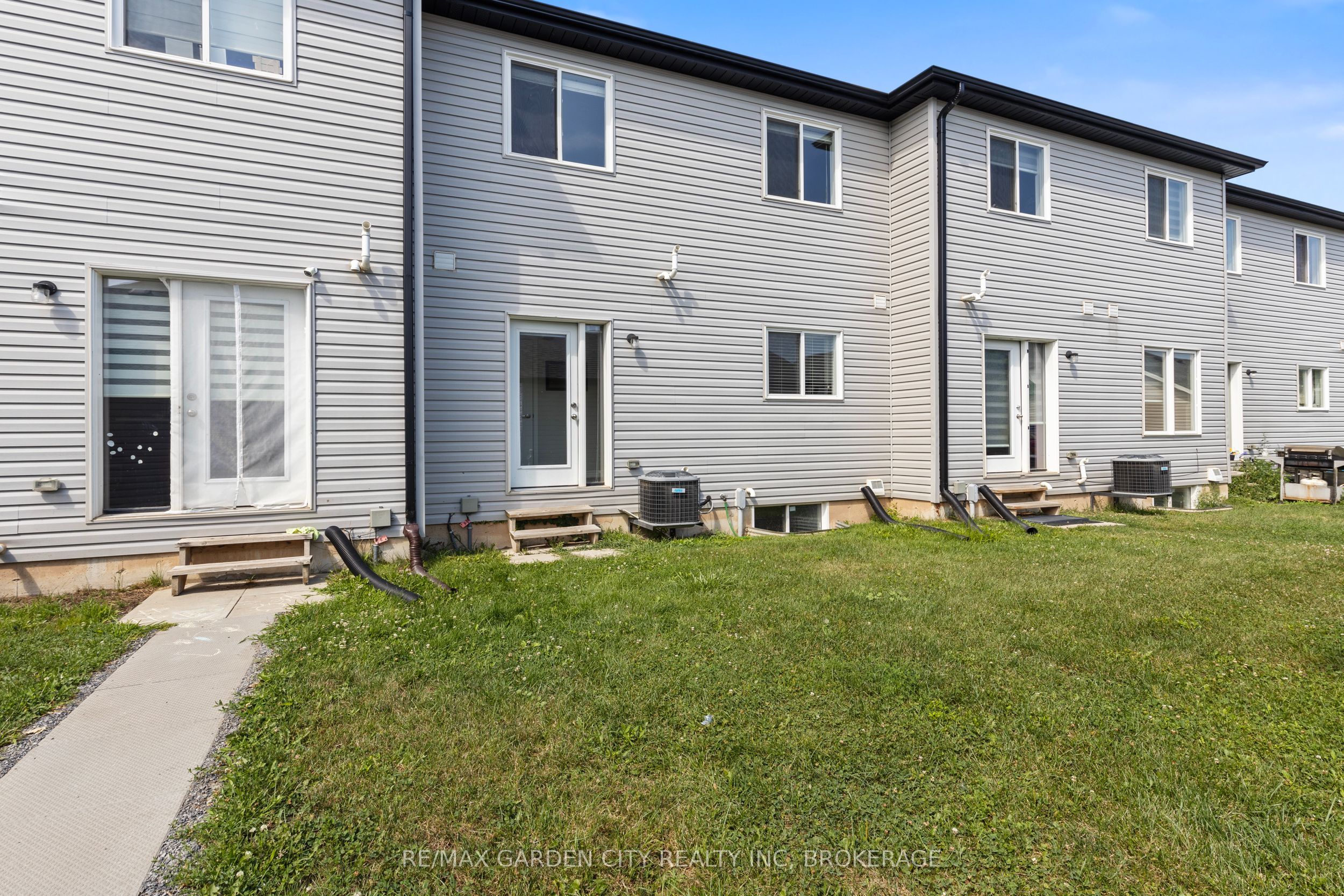 182 Broadway Lane 8 Property Photo 25