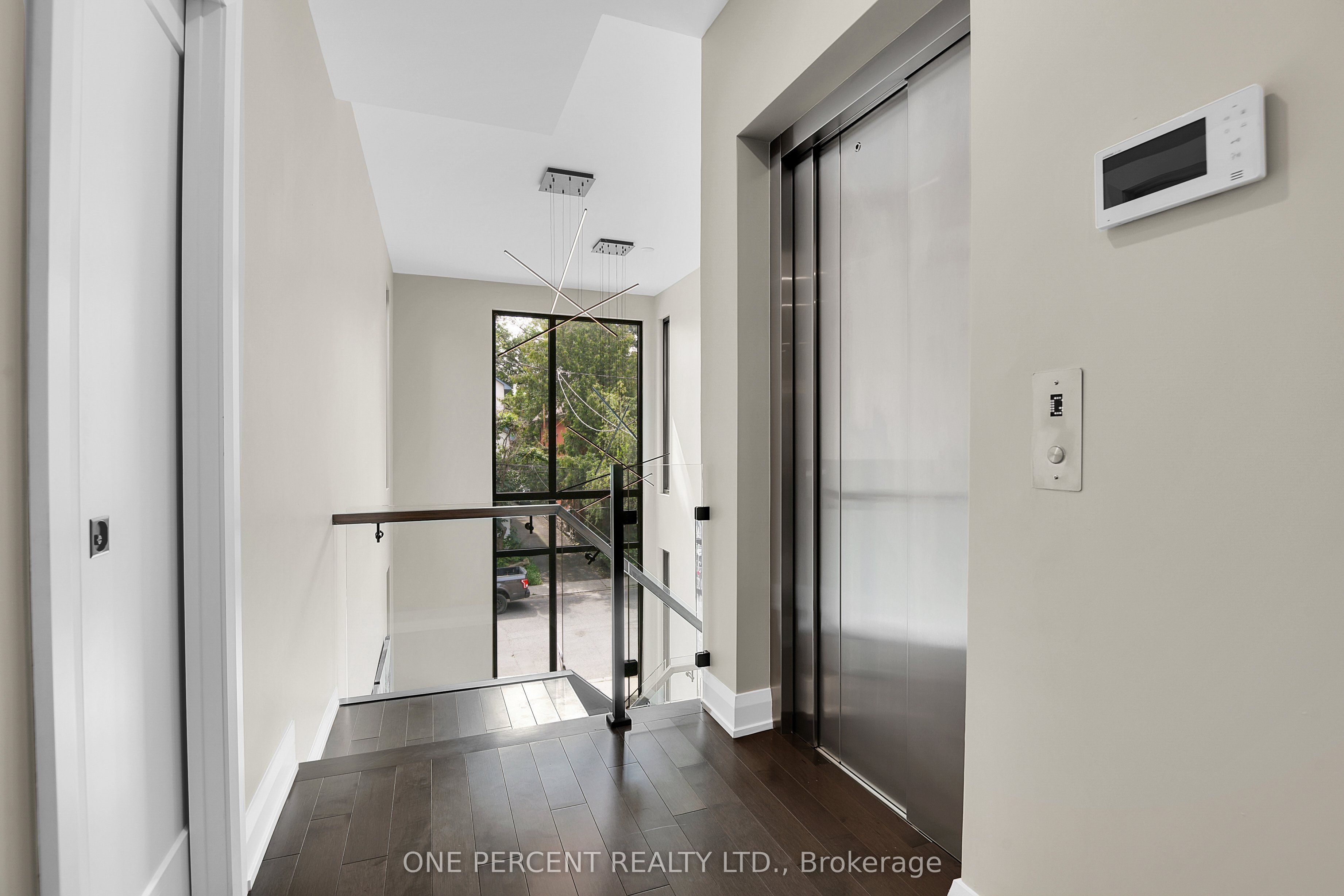 41 Second Avenue Property Photo 12