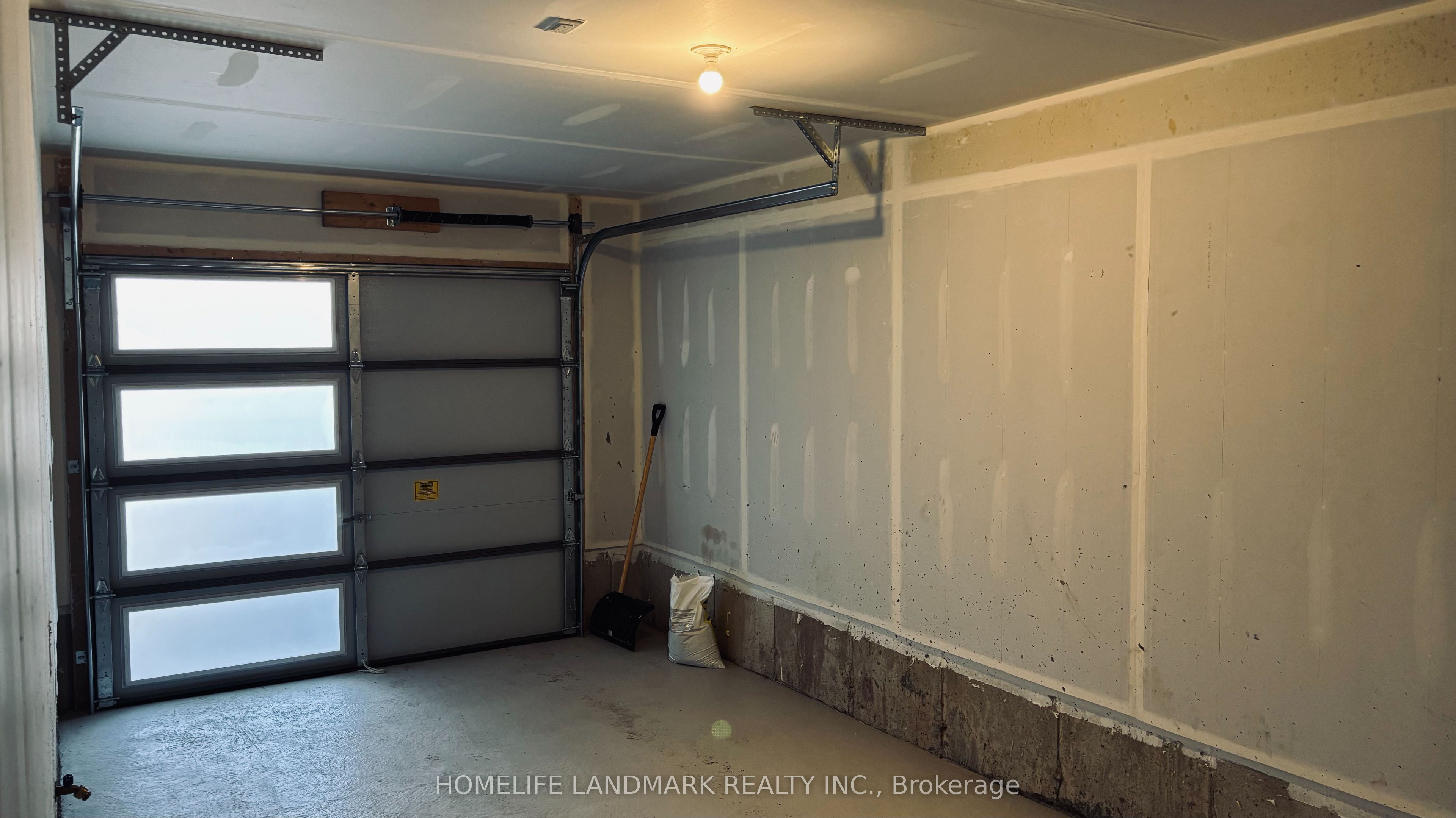 19 Pogie Drive Property Photo 3