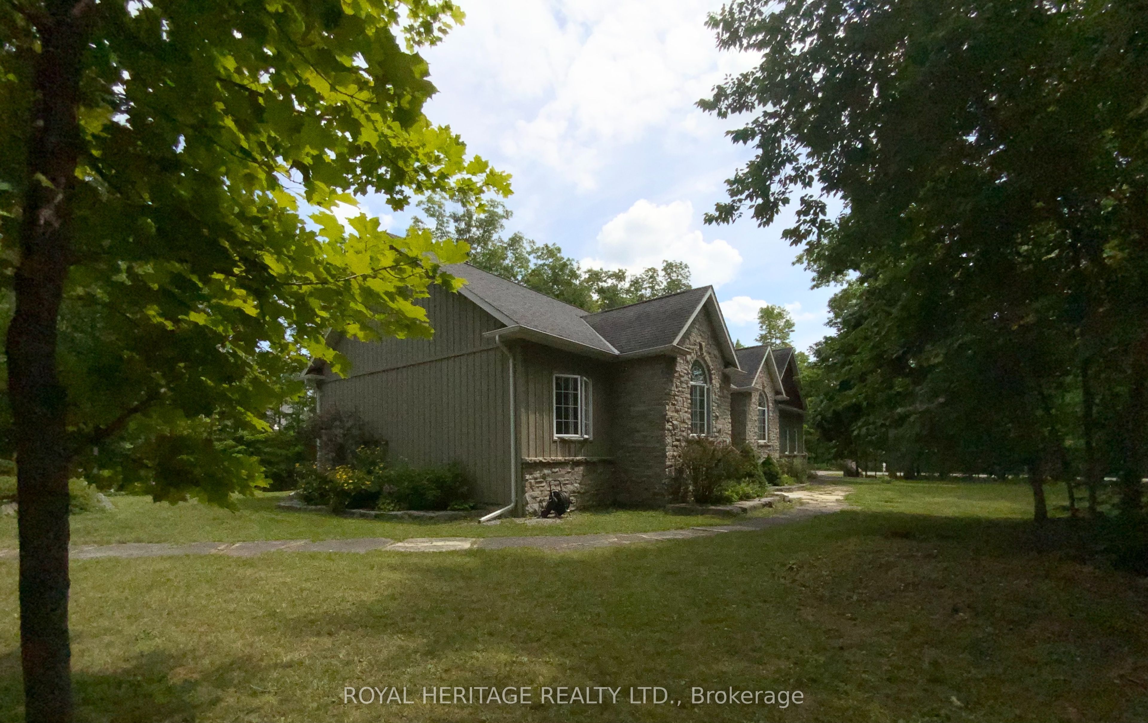 134 Mitchell Crescent Property Photo 27