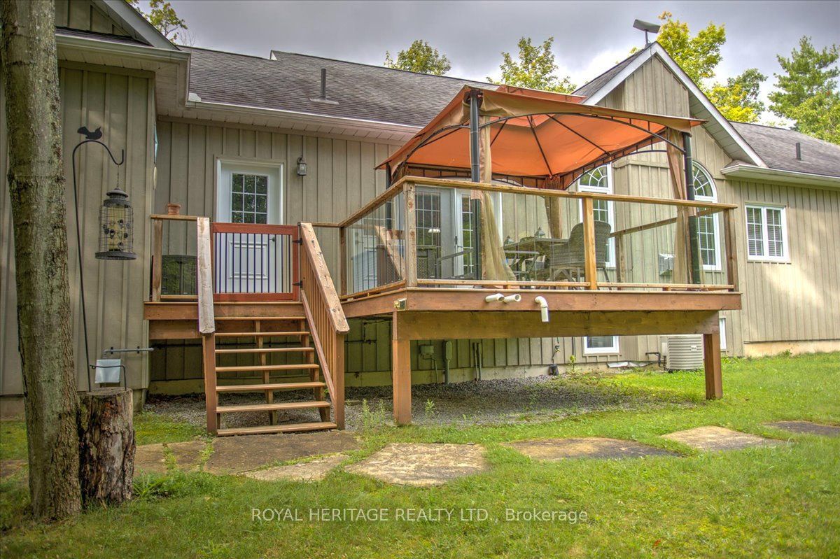 134 Mitchell Crescent Property Photo 34