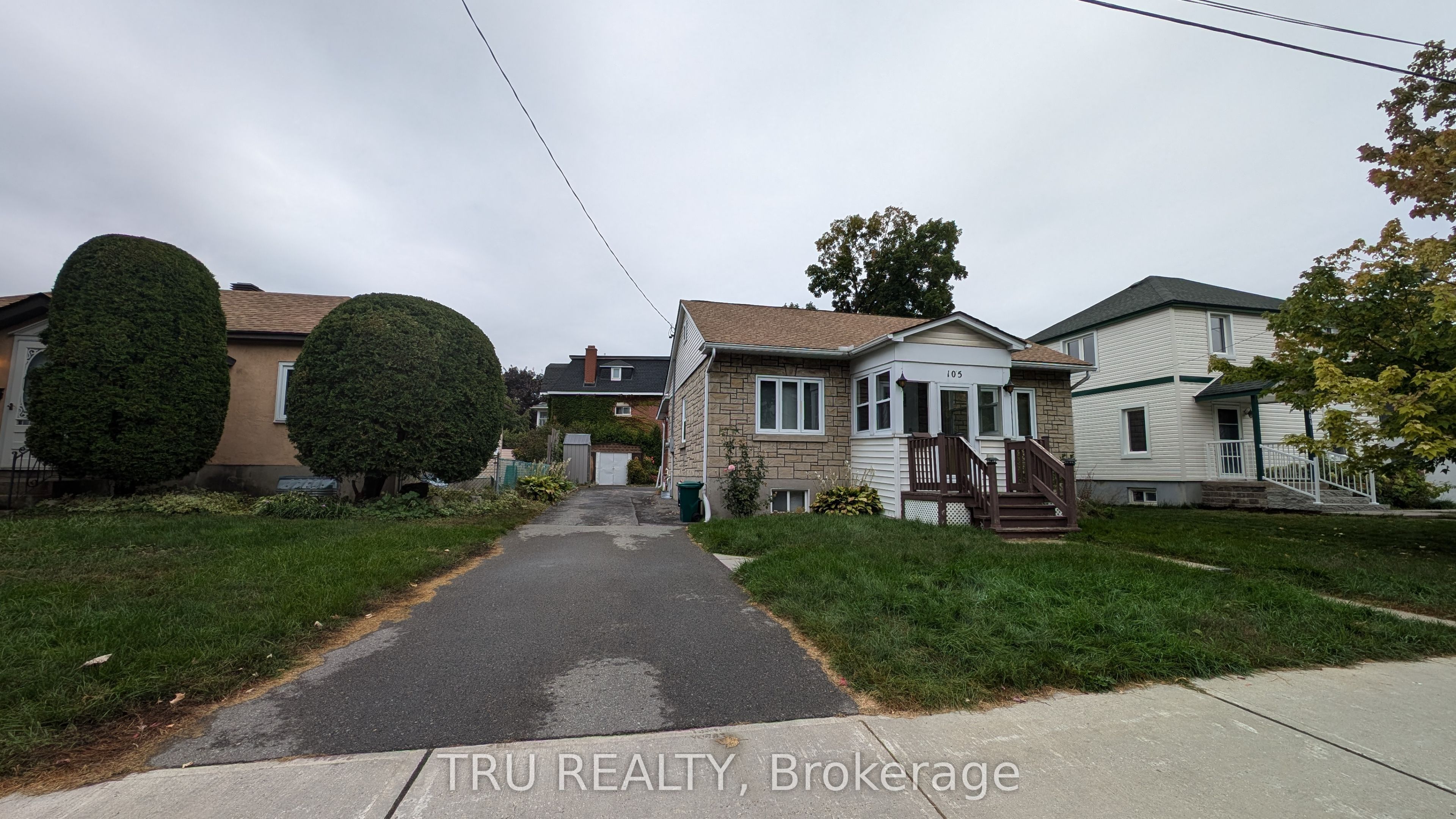 105 Mailes Avenue Property Photo 2