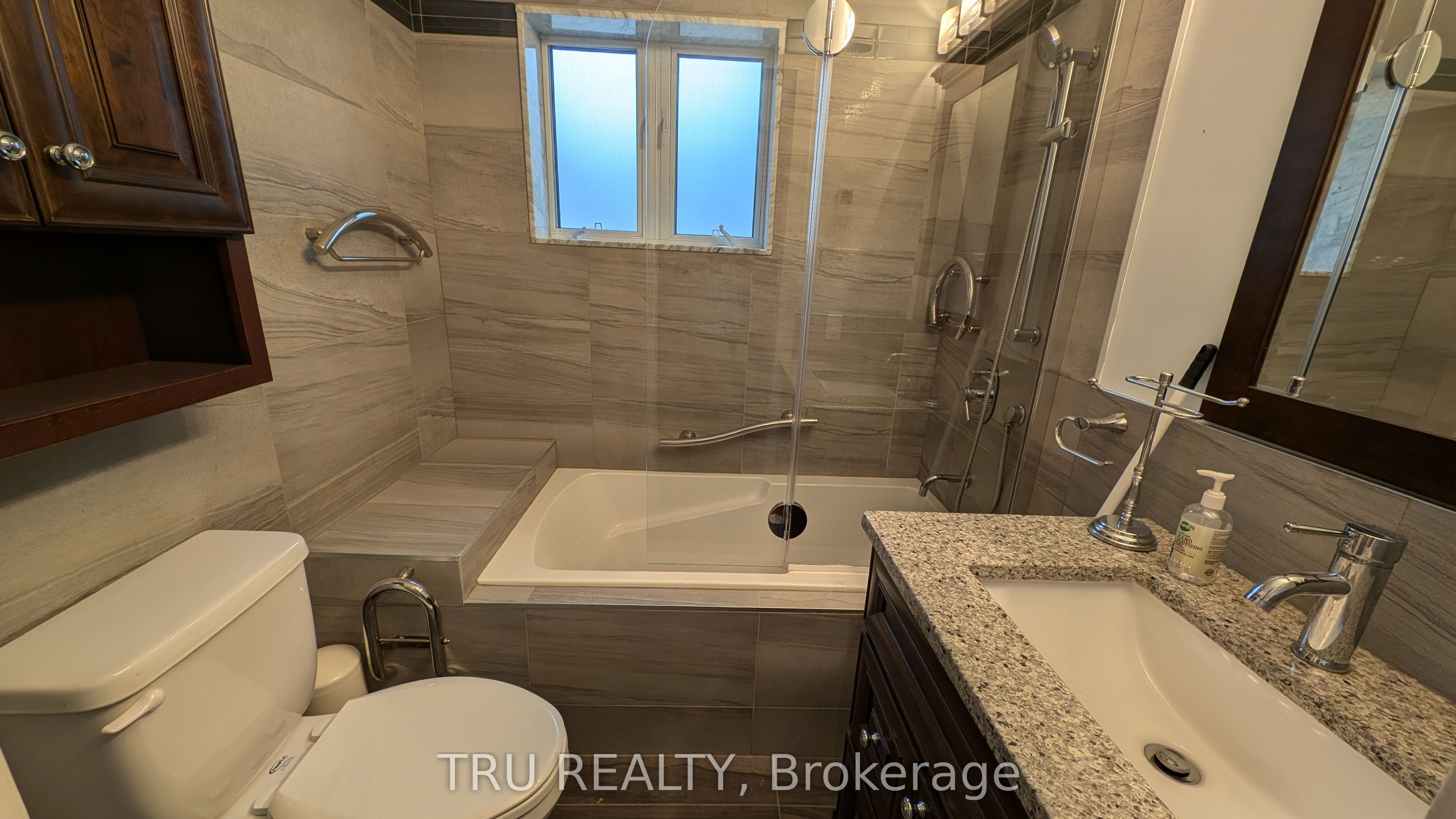 105 Mailes Avenue Property Photo 6
