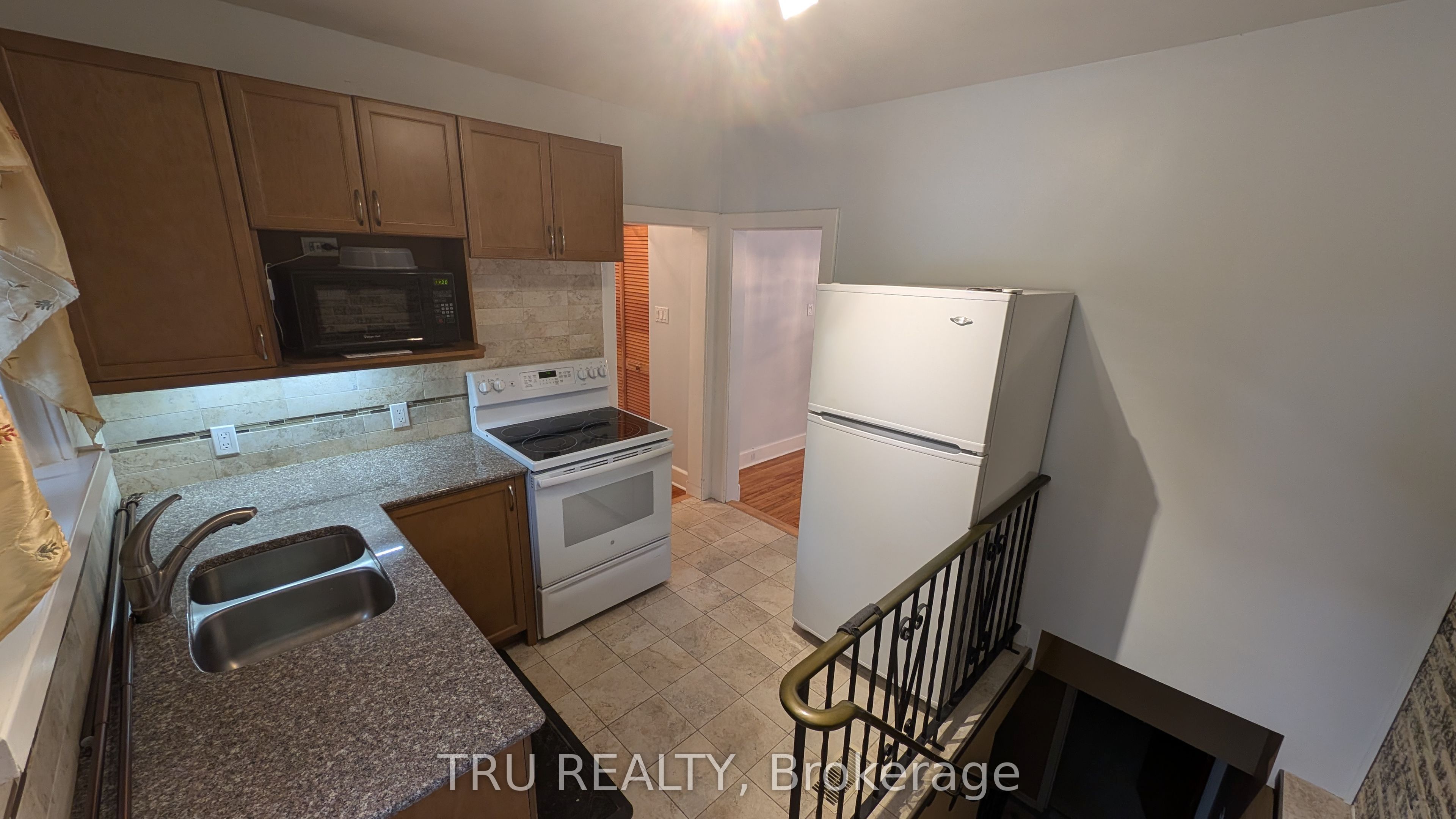 105 Mailes Avenue Property Photo 8
