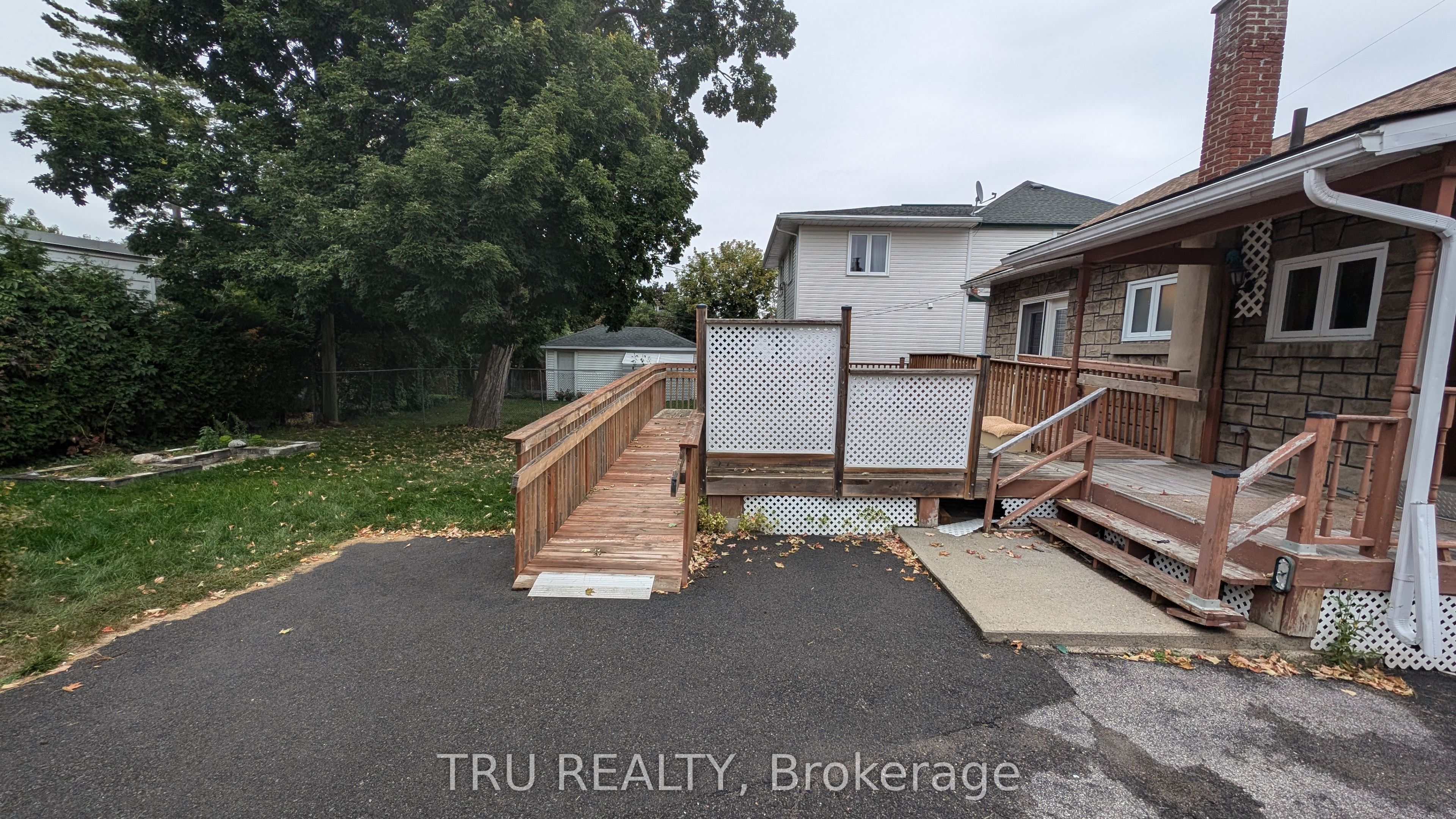 105 Mailes Avenue Property Photo 17