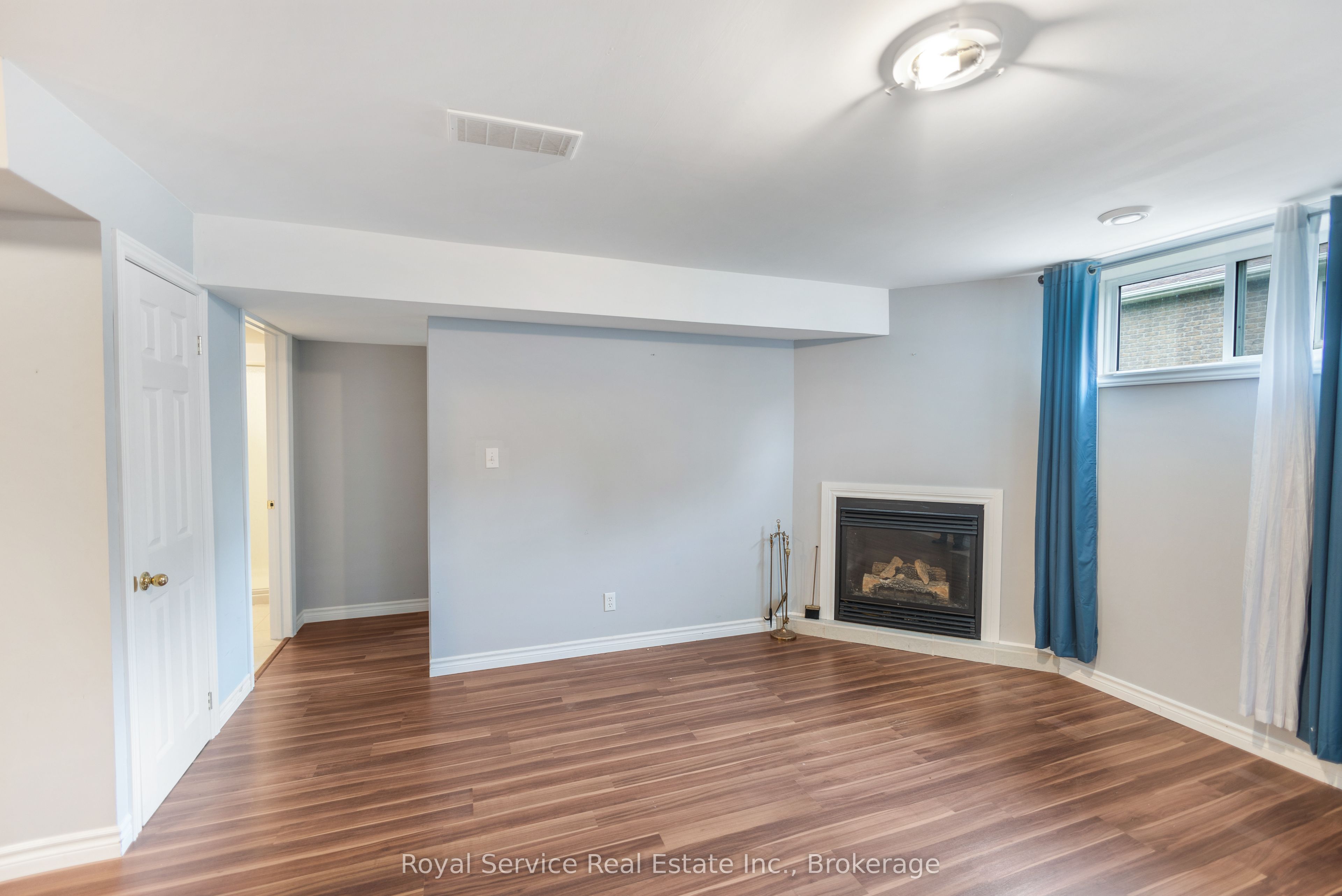 10 Jane's Court Property Photo 33