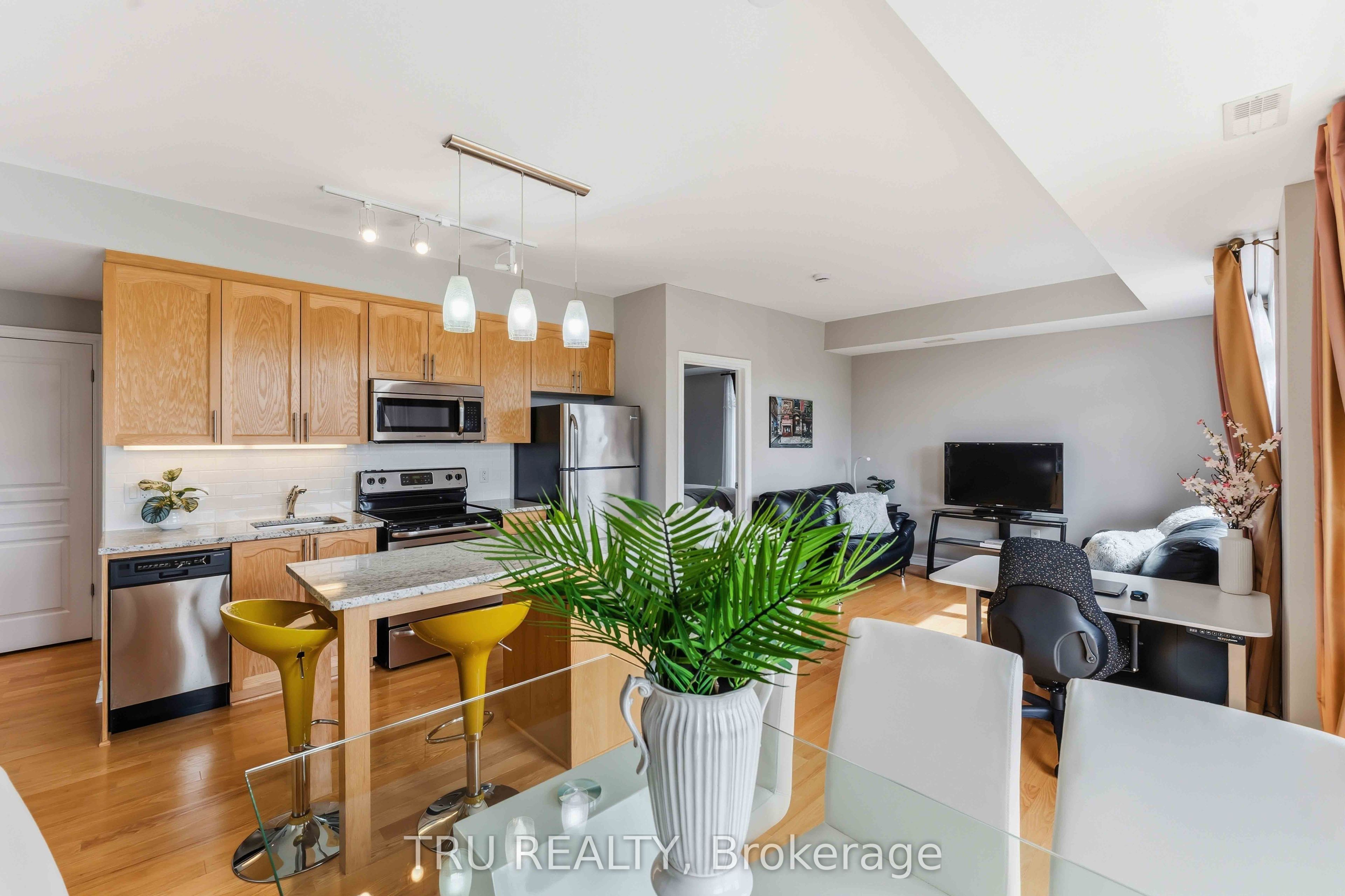 755 Beauparc Private 301 Property Photo 14