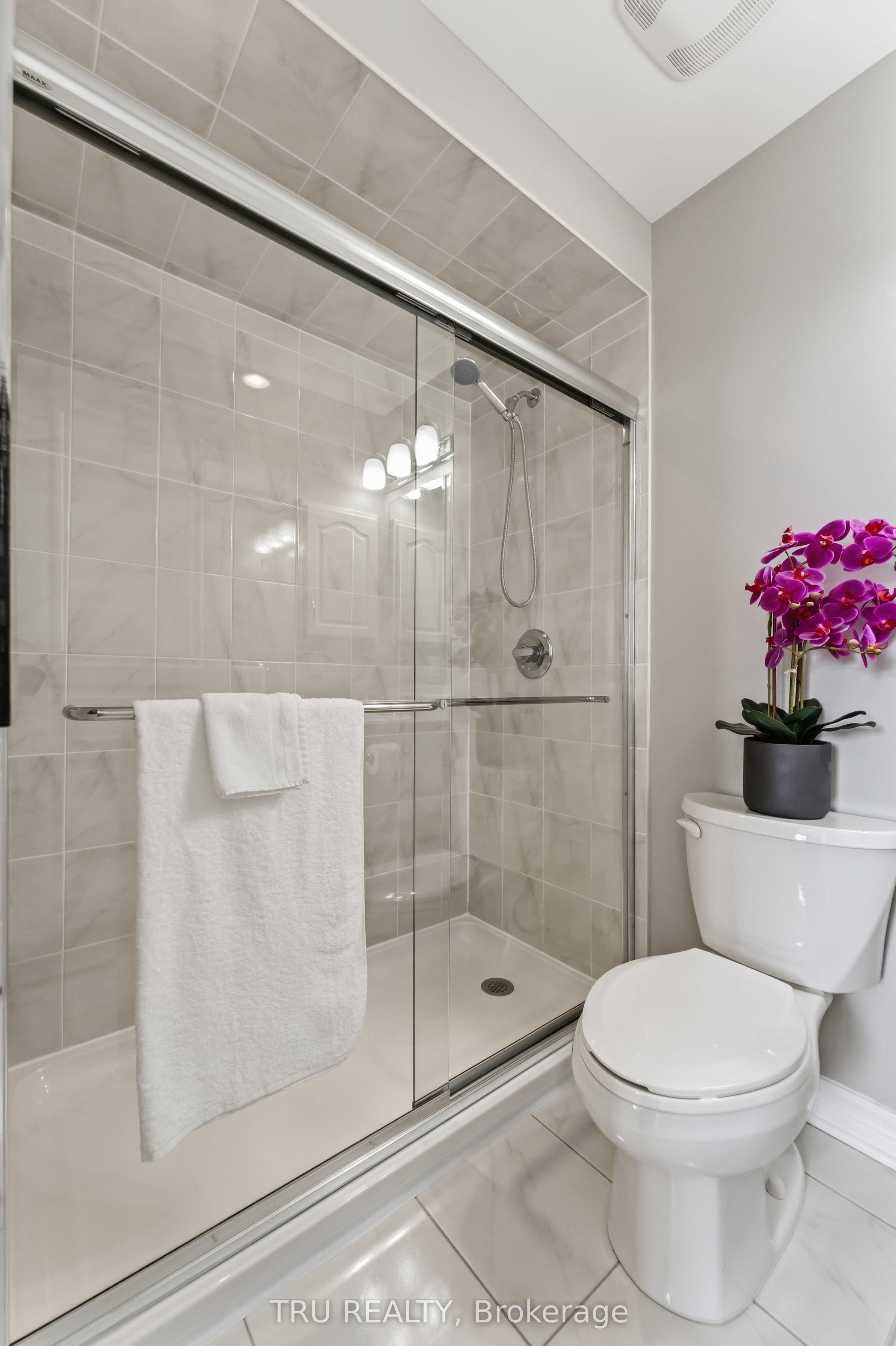 755 Beauparc Private 301 Property Photo 32