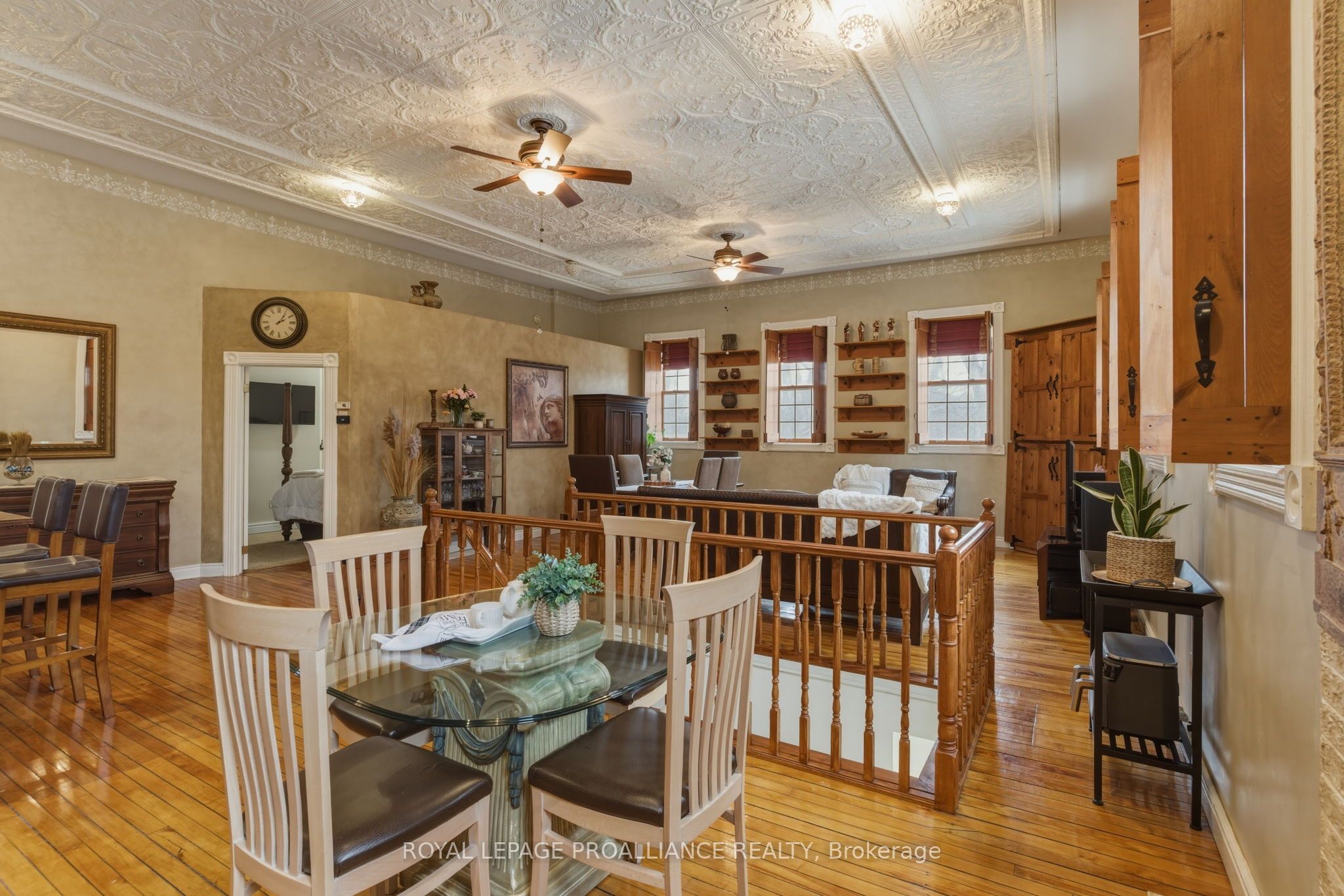 157 Norway Street Property Photo 9