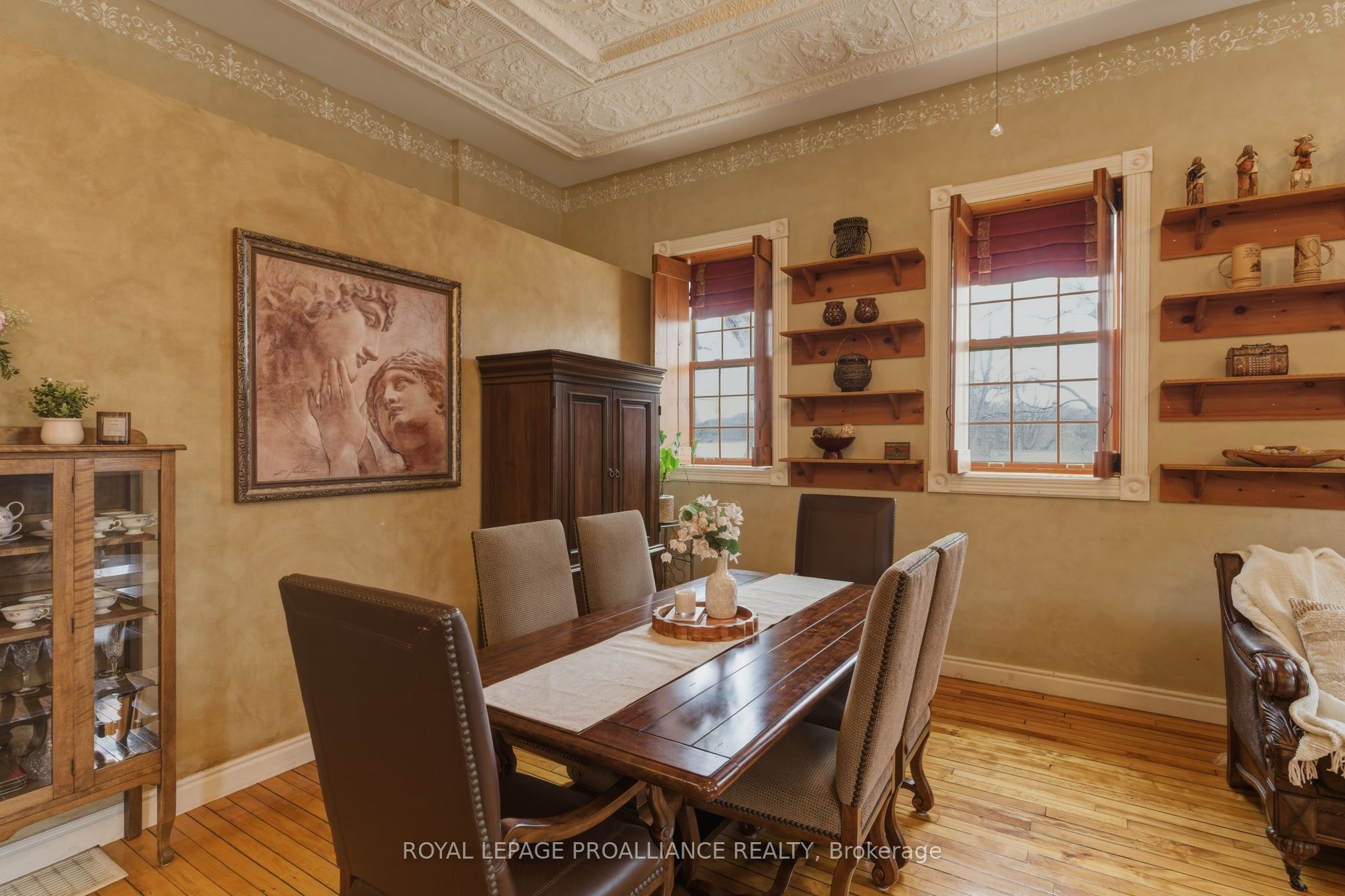 157 Norway Street Property Photo 14