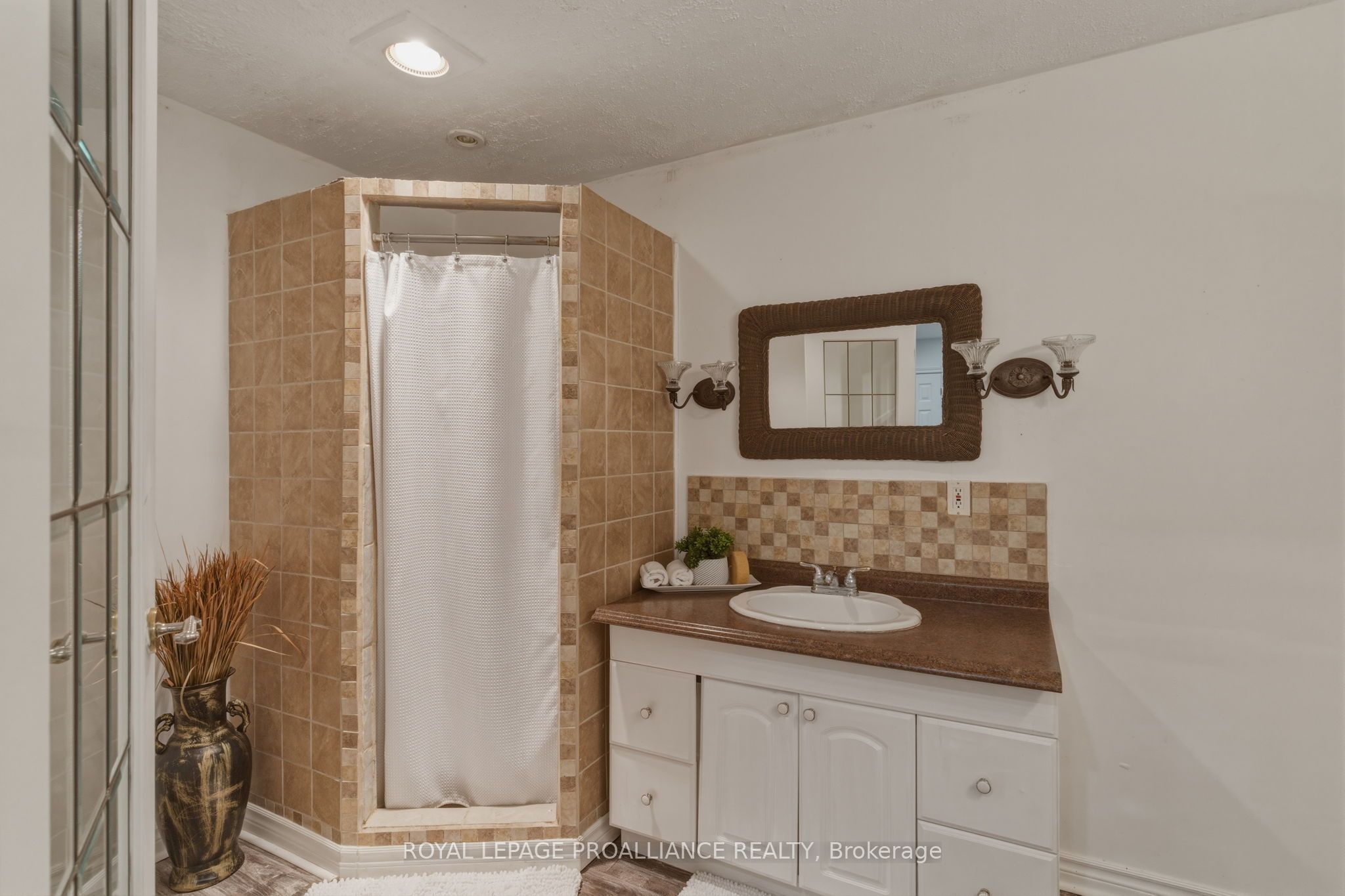 157 Norway Street Property Photo 25