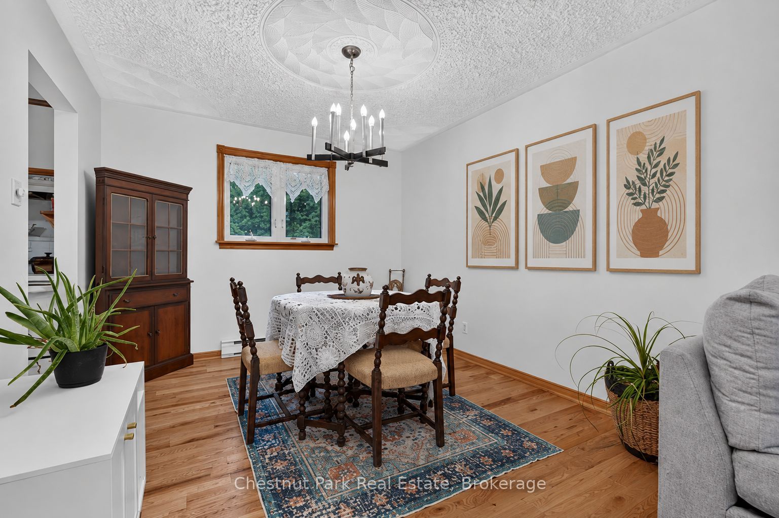 80 Hubbel Crescent Property Photo 11