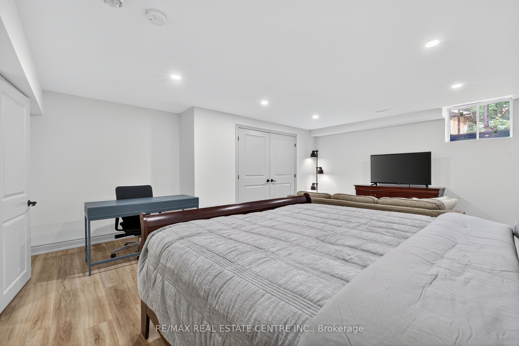53 Anderson Avenue Property Photo 39