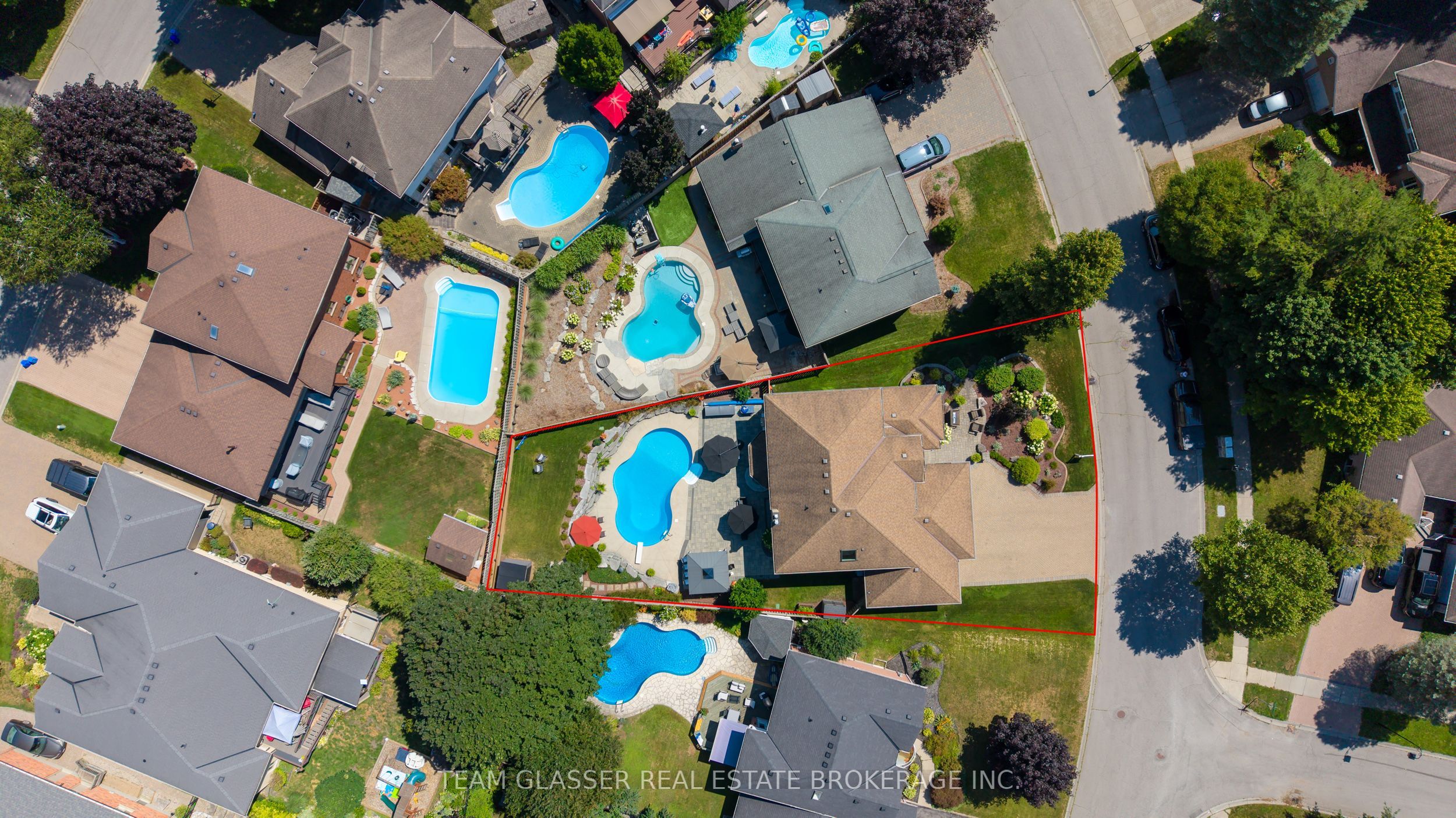 27 Chestnut Hill Property Photo 26