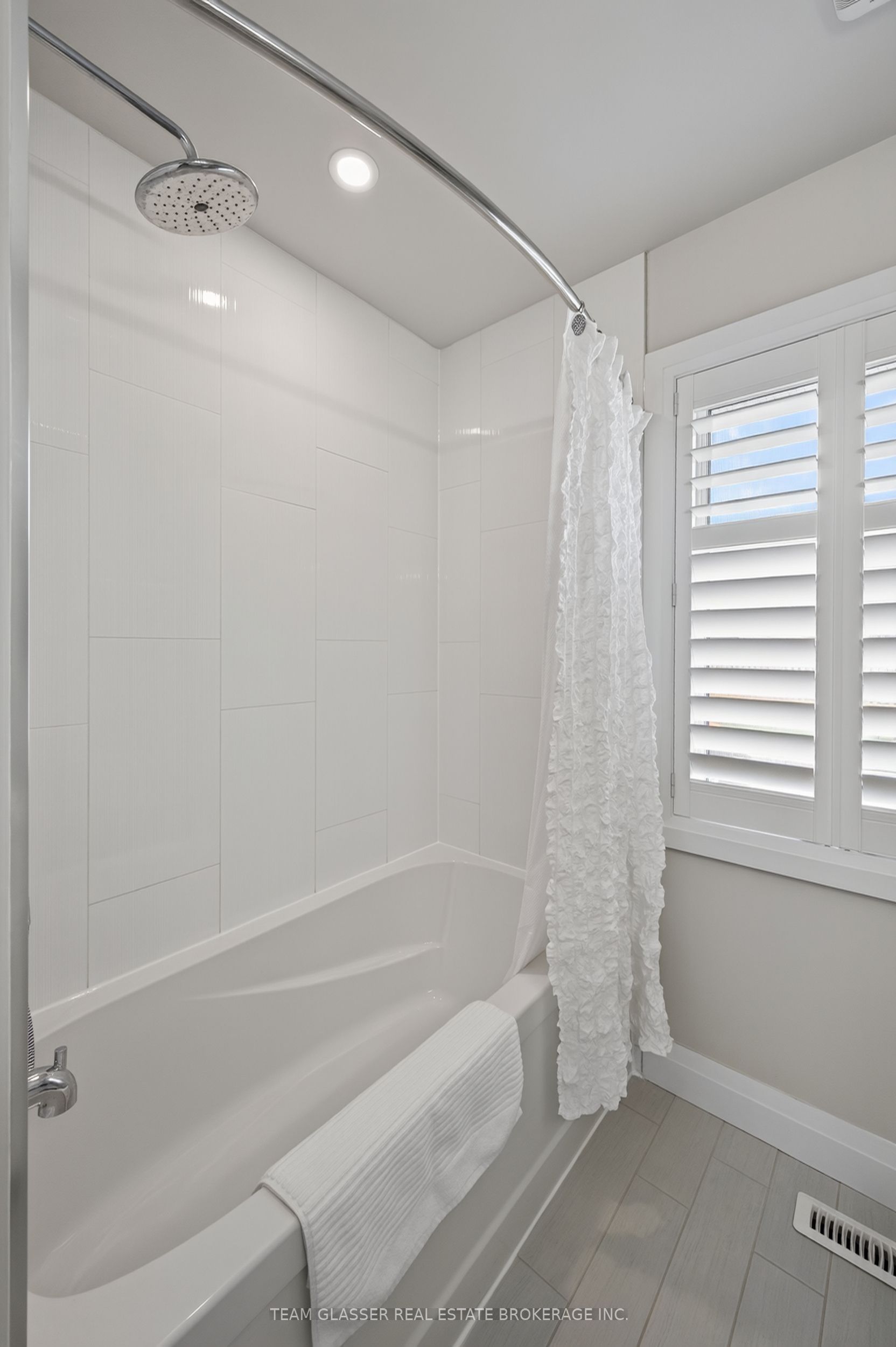 27 Chestnut Hill Property Photo 39