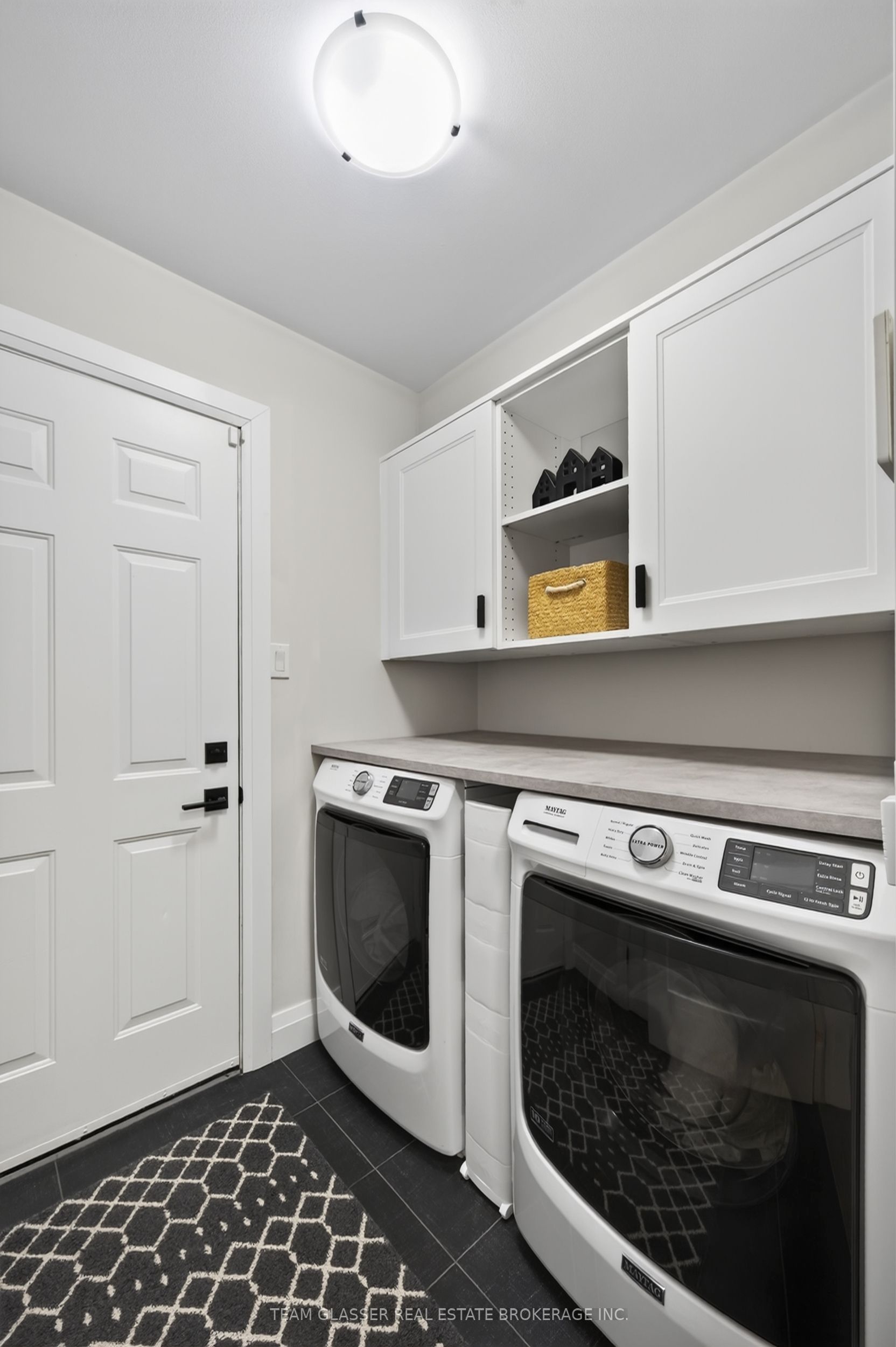 27 Chestnut Hill Property Photo 45