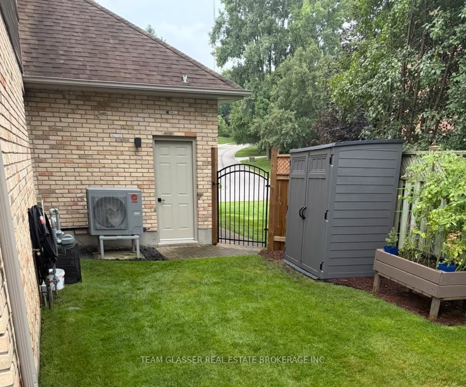 27 Chestnut Hill Property Photo 47