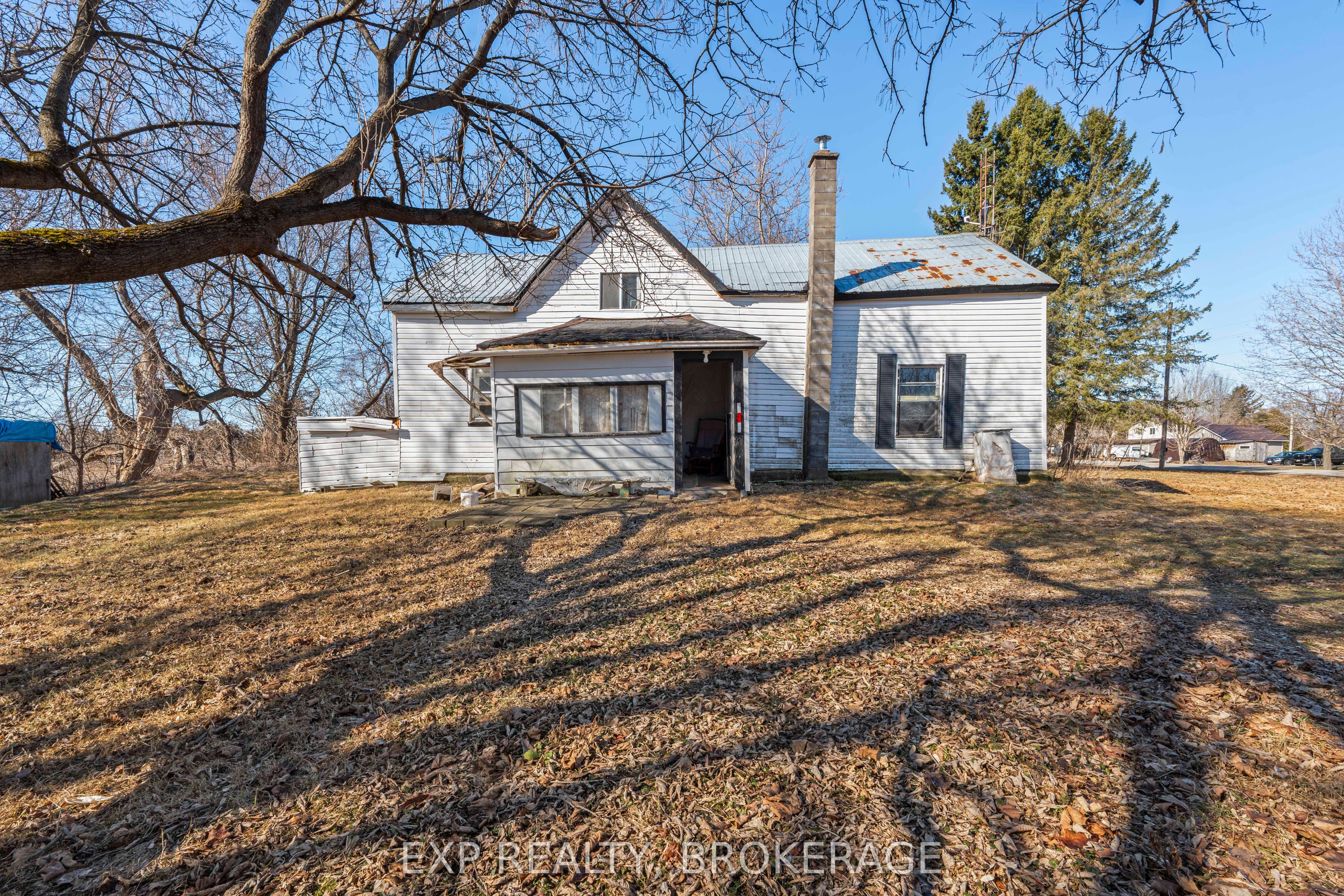 1619 County 2 Road Property Photo 1