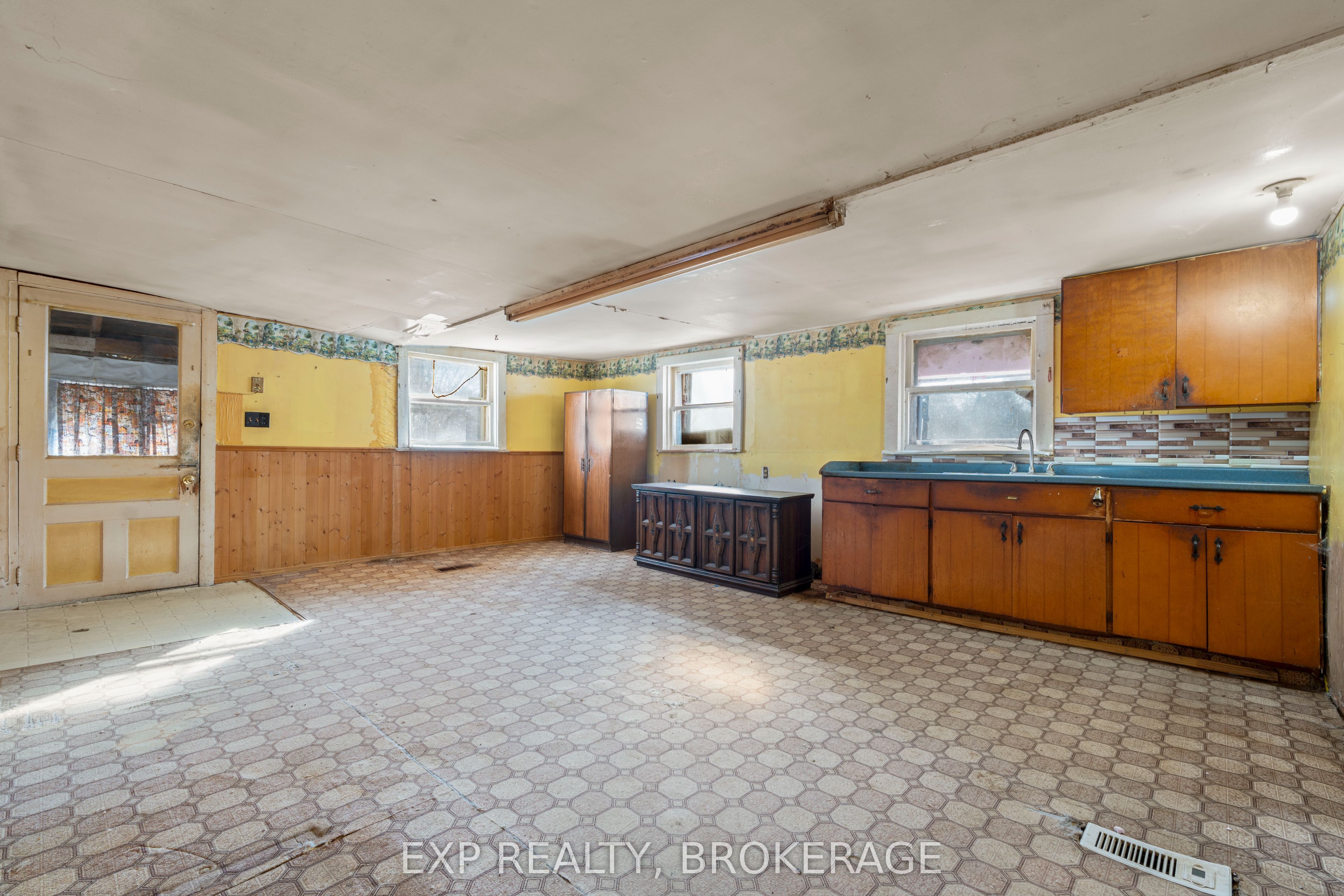 1619 County 2 Road Property Photo 10