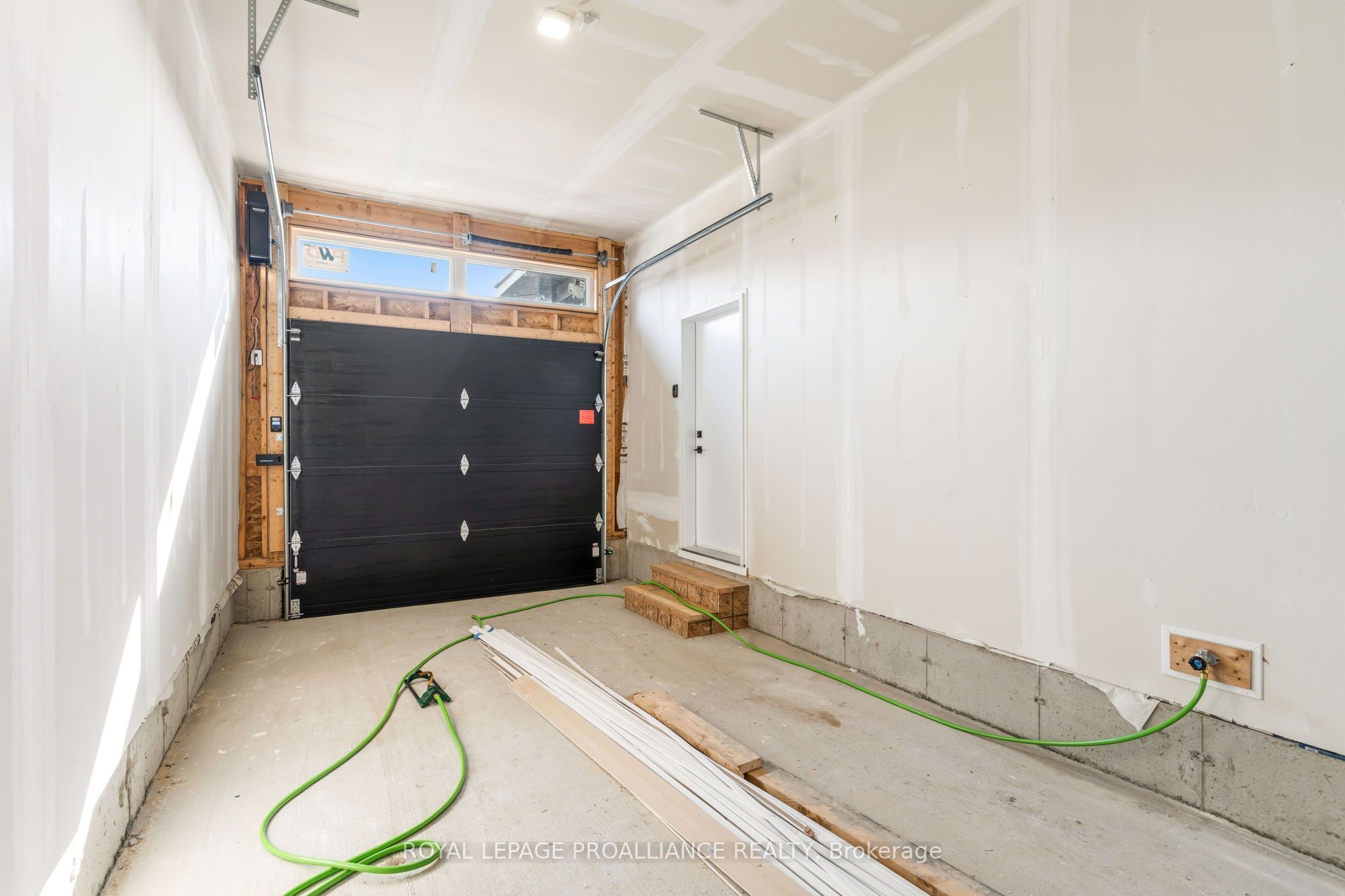 1057 Moore Street Property Photo 34