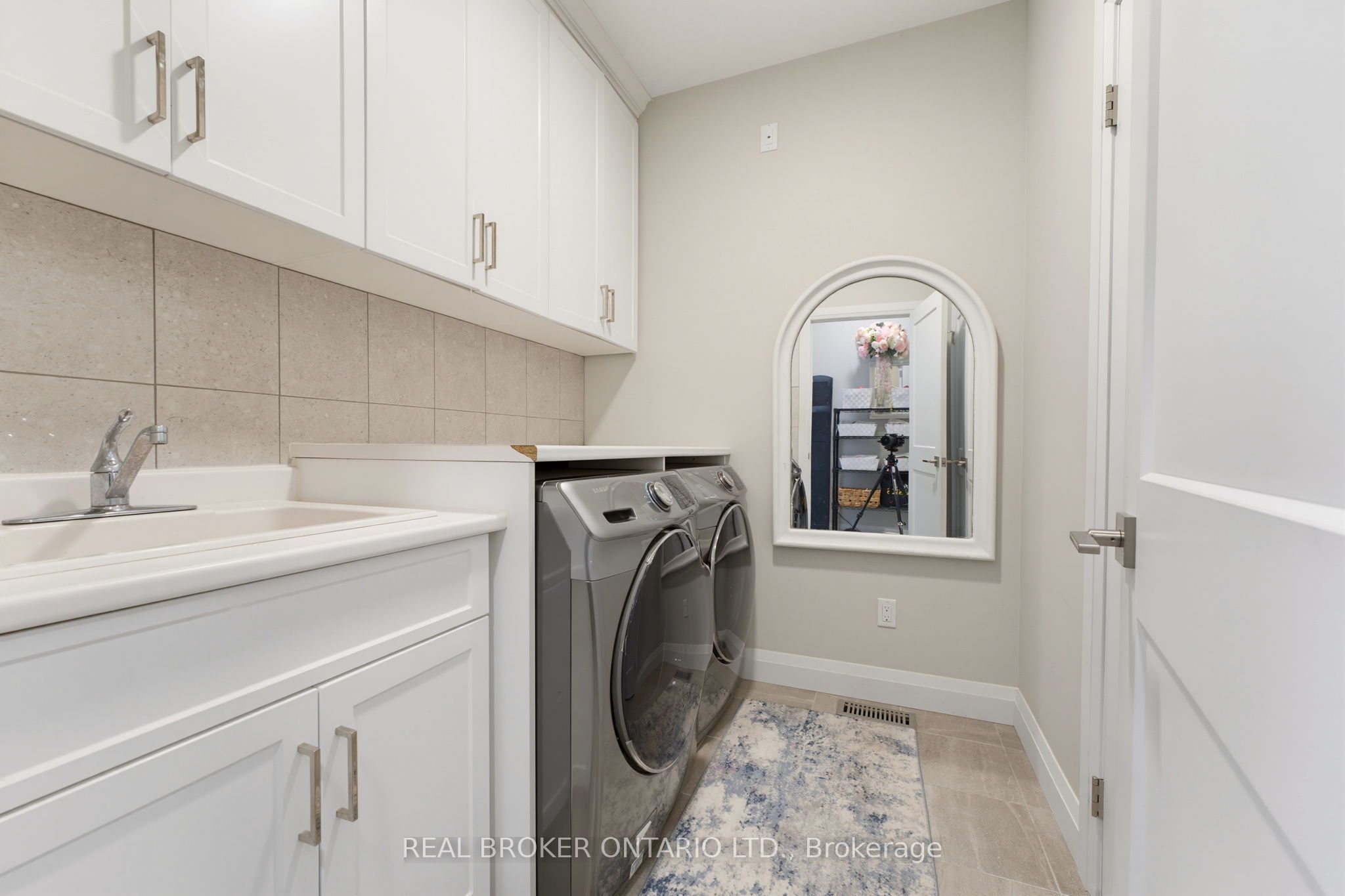 98 Woodberry Crescent Property Photo 15