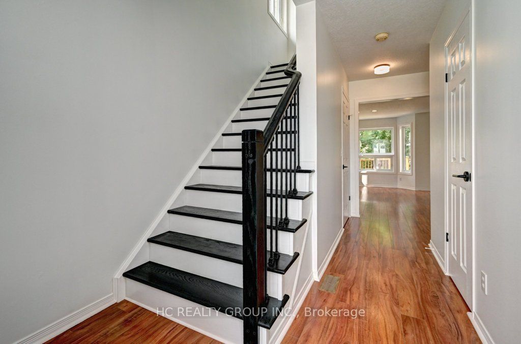 271 Resurrection Drive Property Photo 7