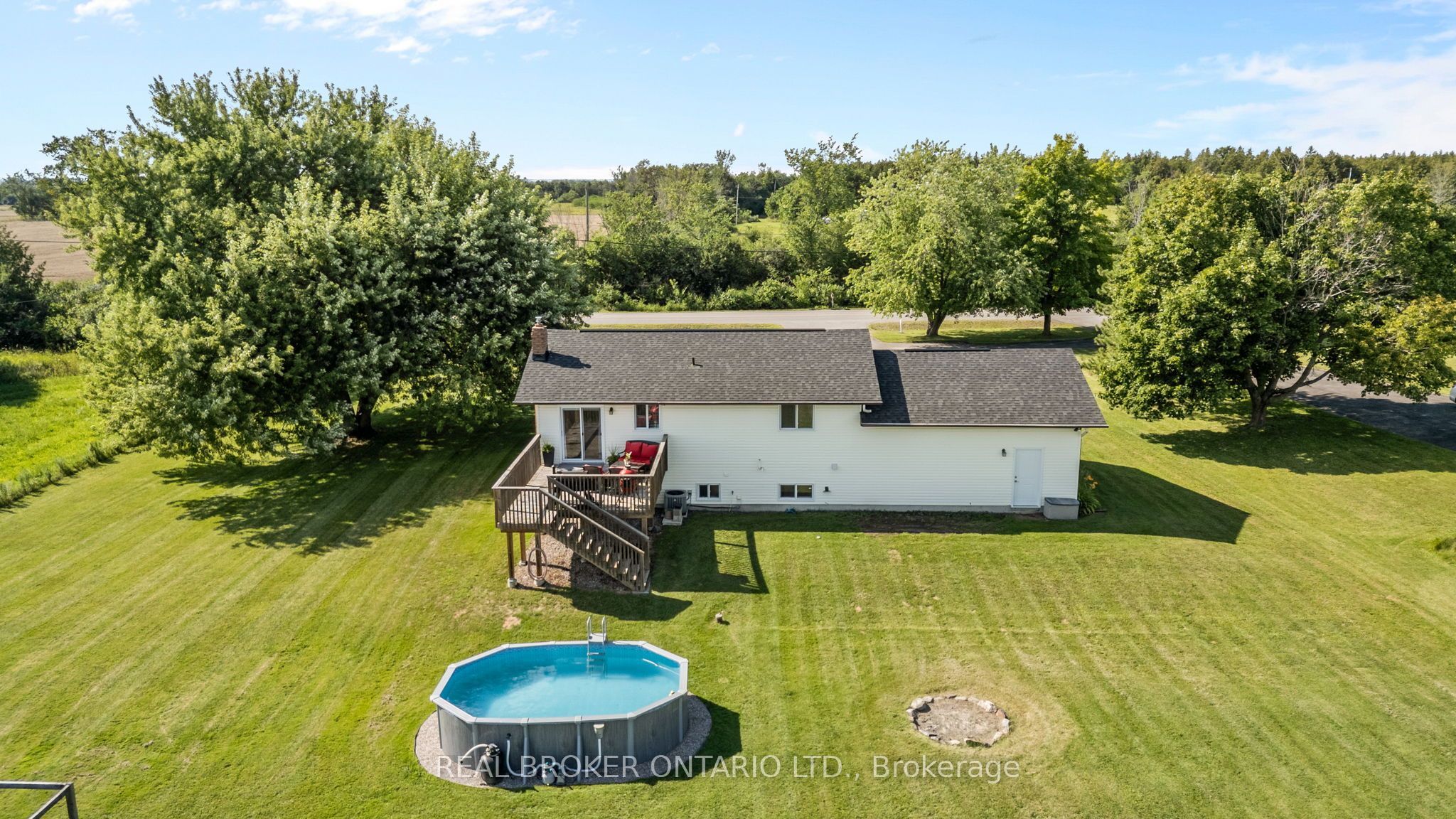 2341 9th Line Road Property Photo 33