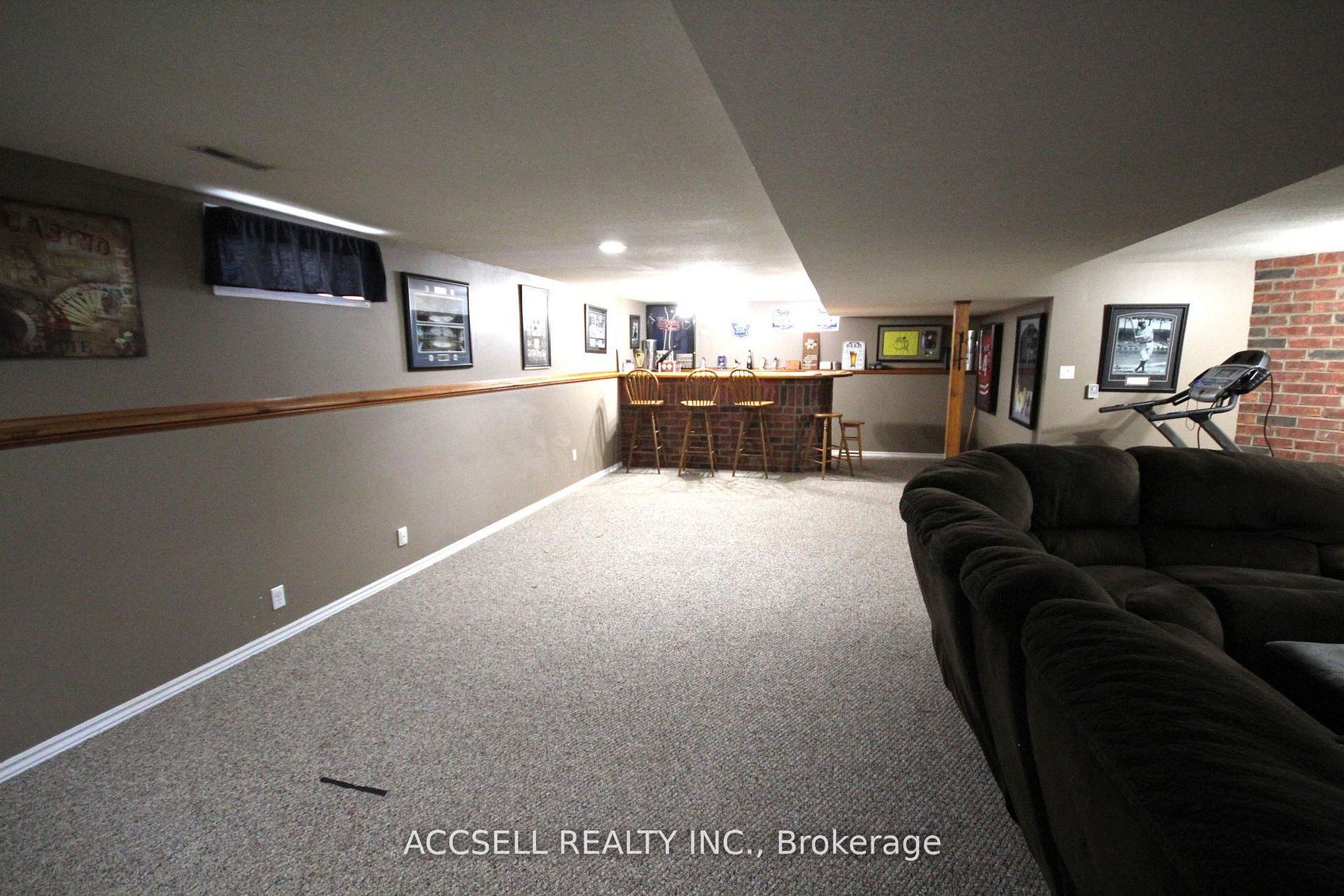 635 Highview Drive Property Photo 17