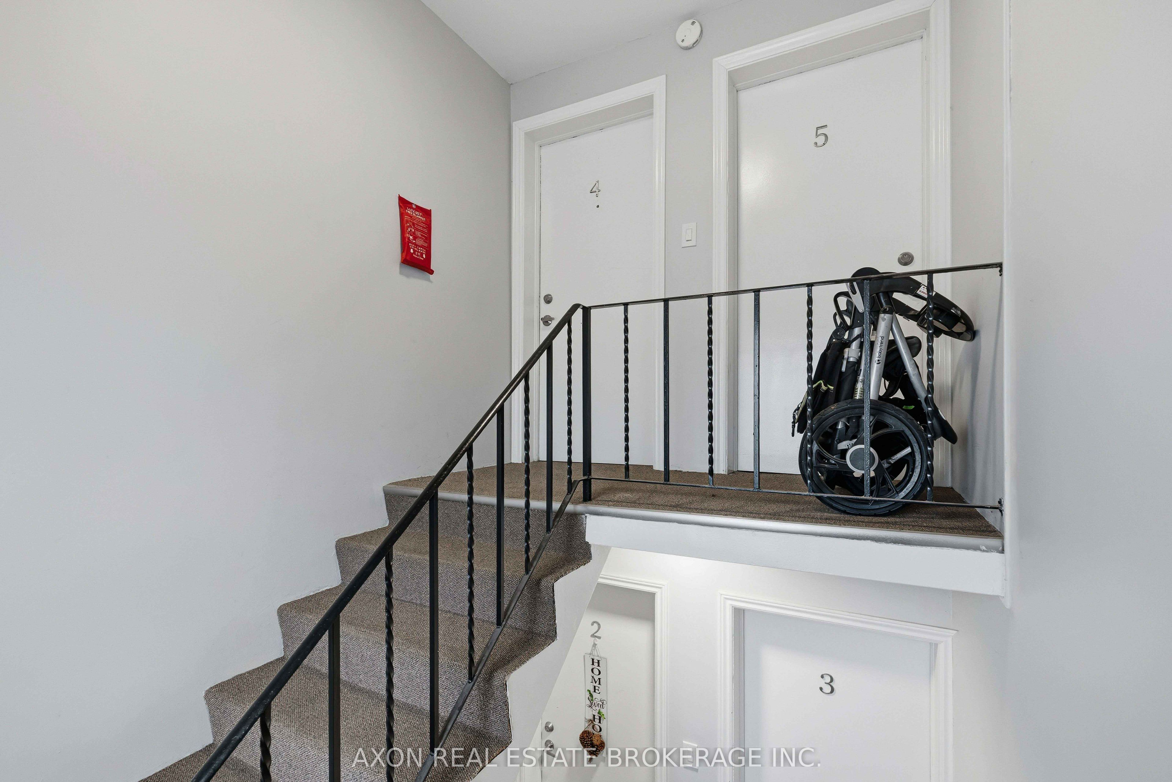 1028 Johnson Street Property Photo 9