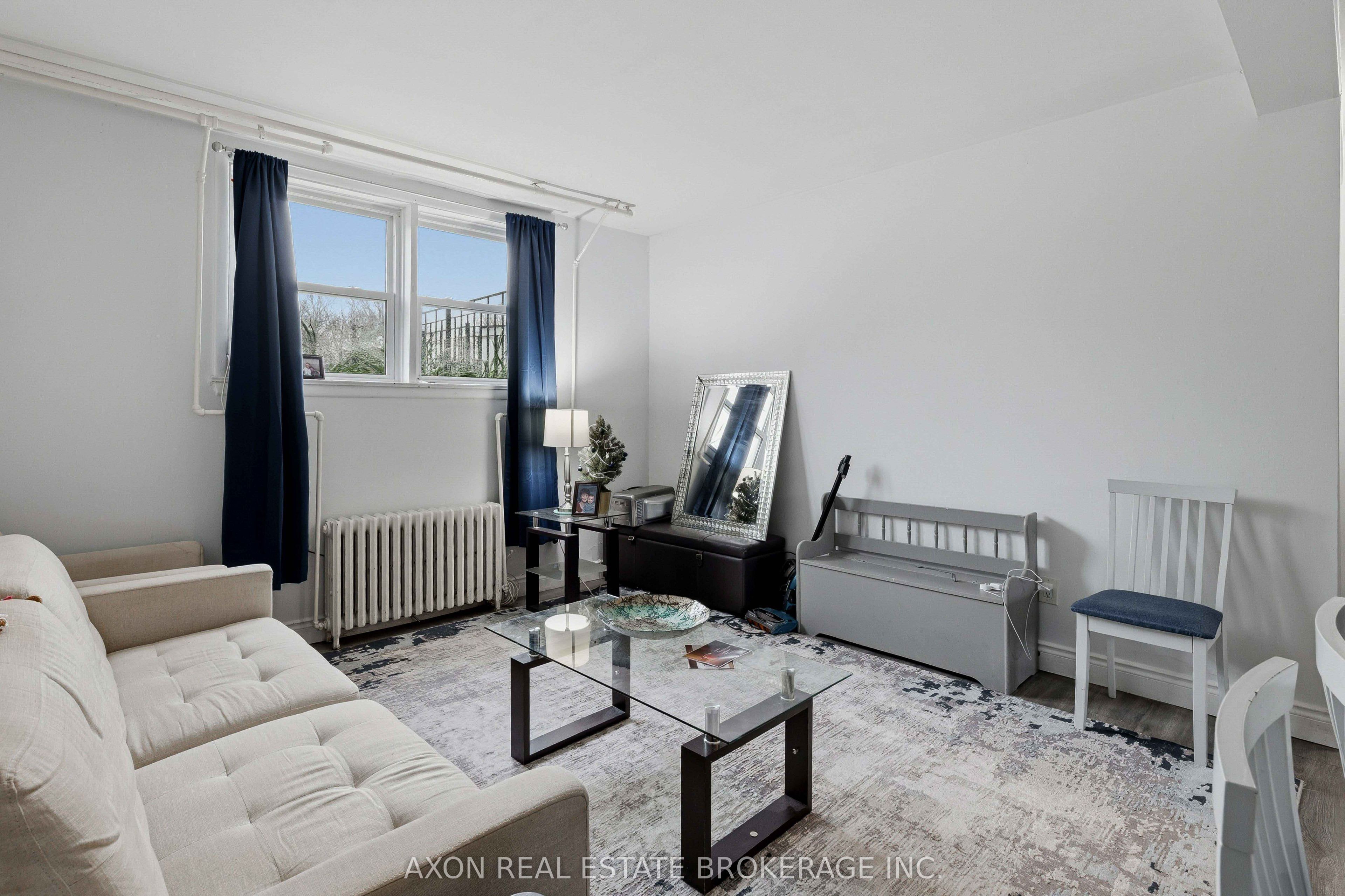 1028 Johnson Street Property Photo 17