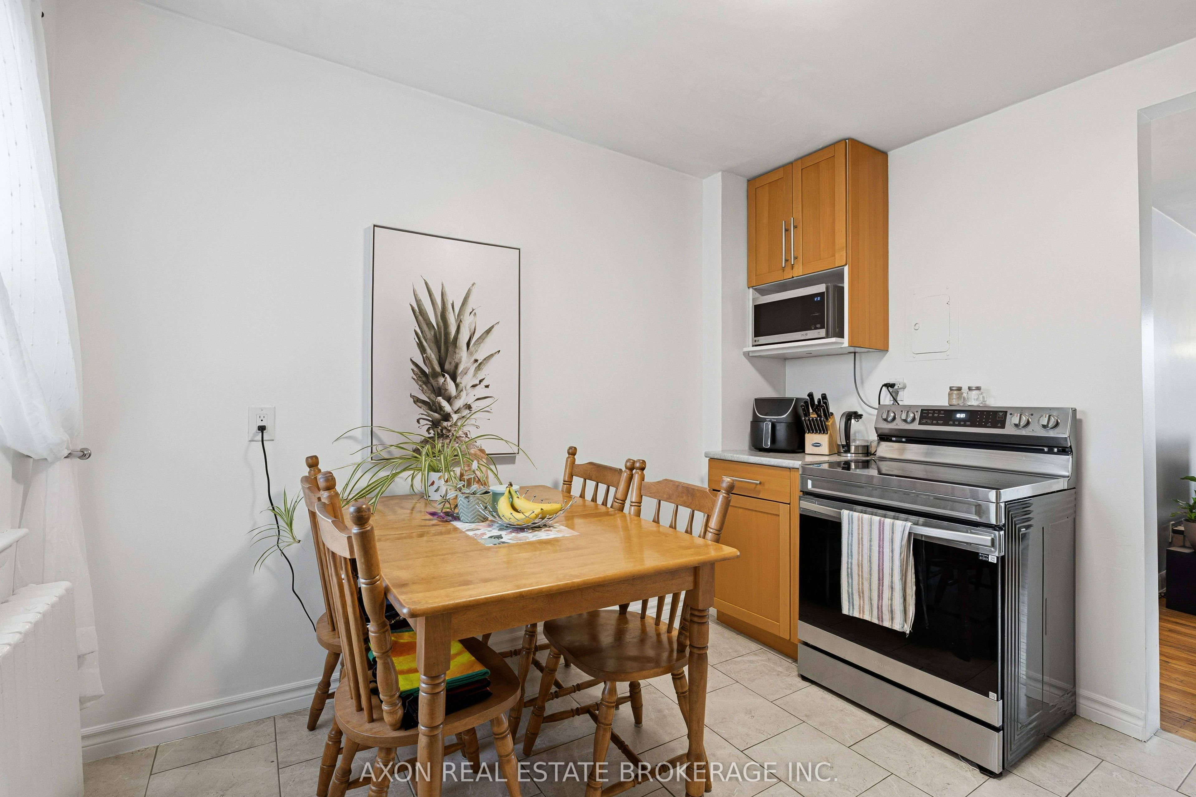 1028 Johnson Street Property Photo 27