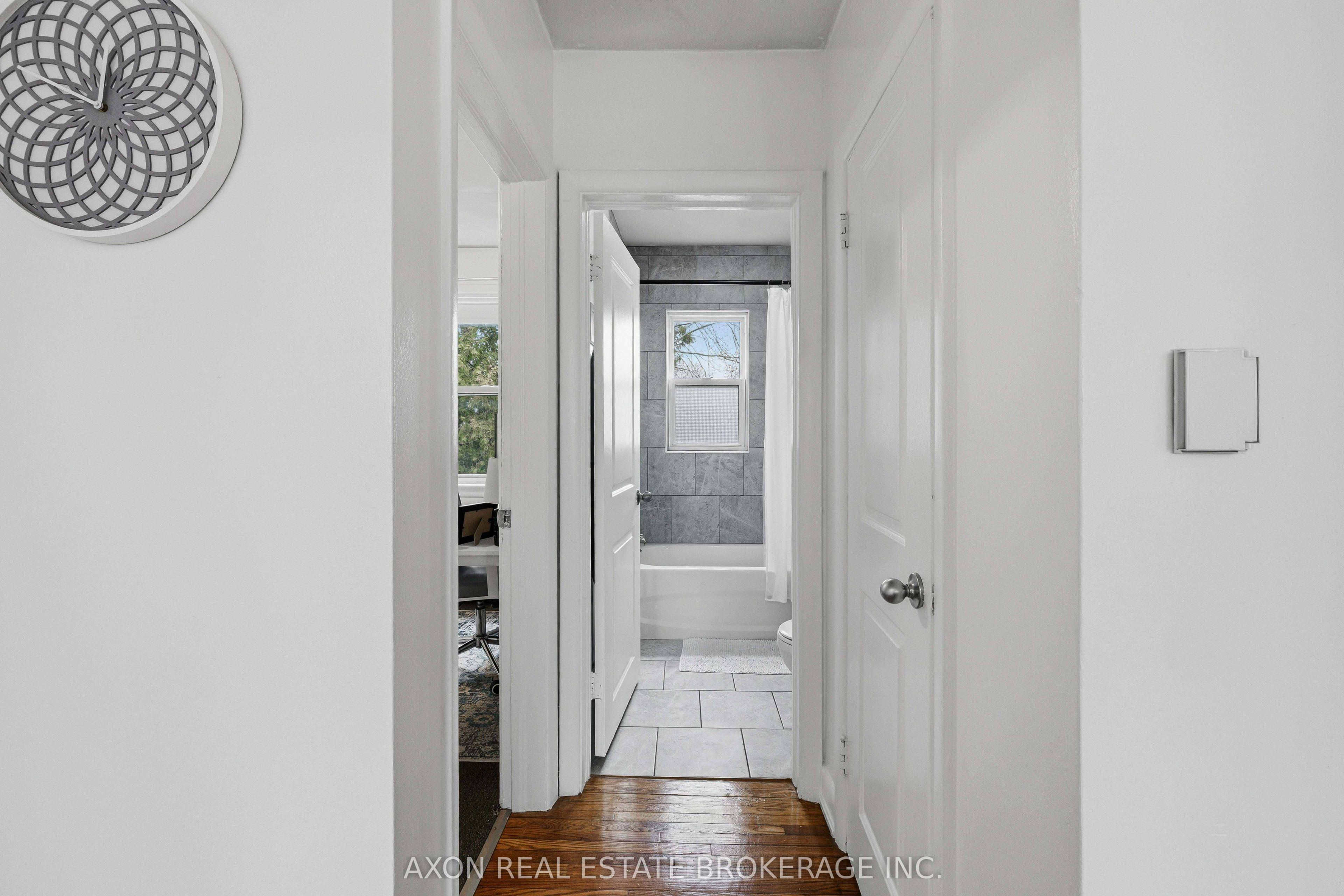 1028 Johnson Street Property Photo 23