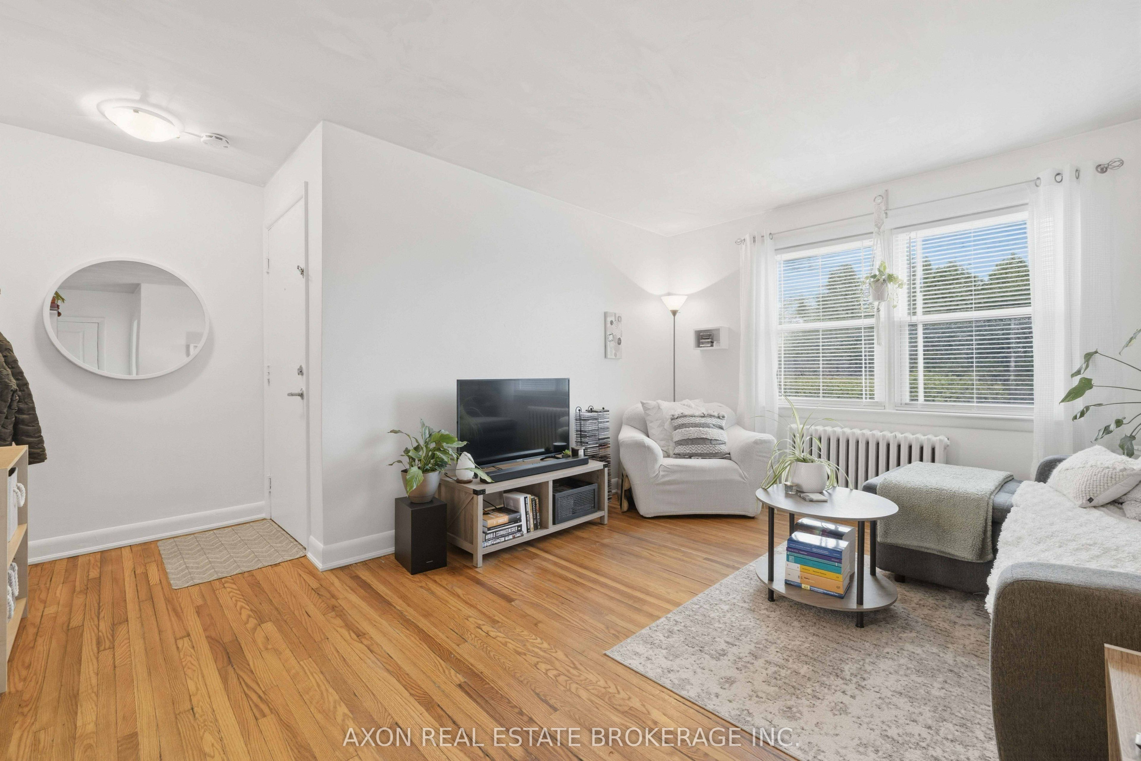 1028 Johnson Street Property Photo 28