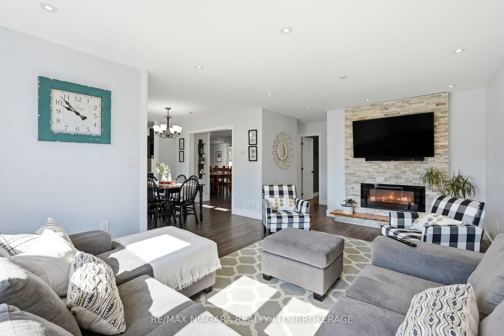 12 Lakeview Avenue Property Photo 9